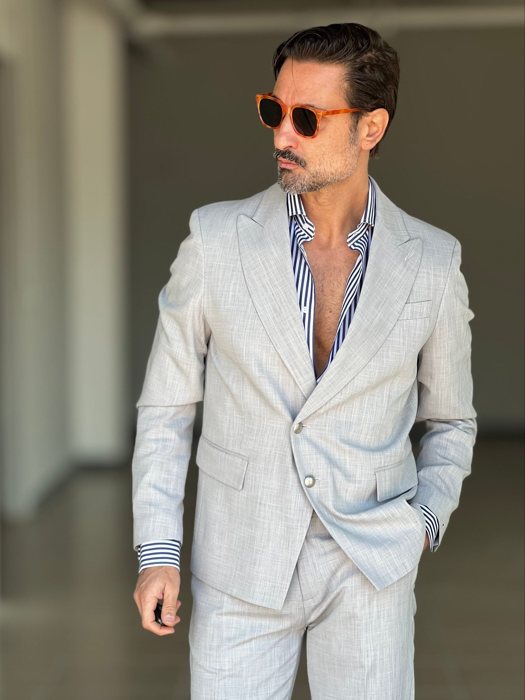 GIACCA GRIGIA  ALTATENSIONE PETTO A LANCIA MEZZO DOPPIOPETTO ( PUOI ABBINARLA AL PANTALONE CON IL CODICE 35 )