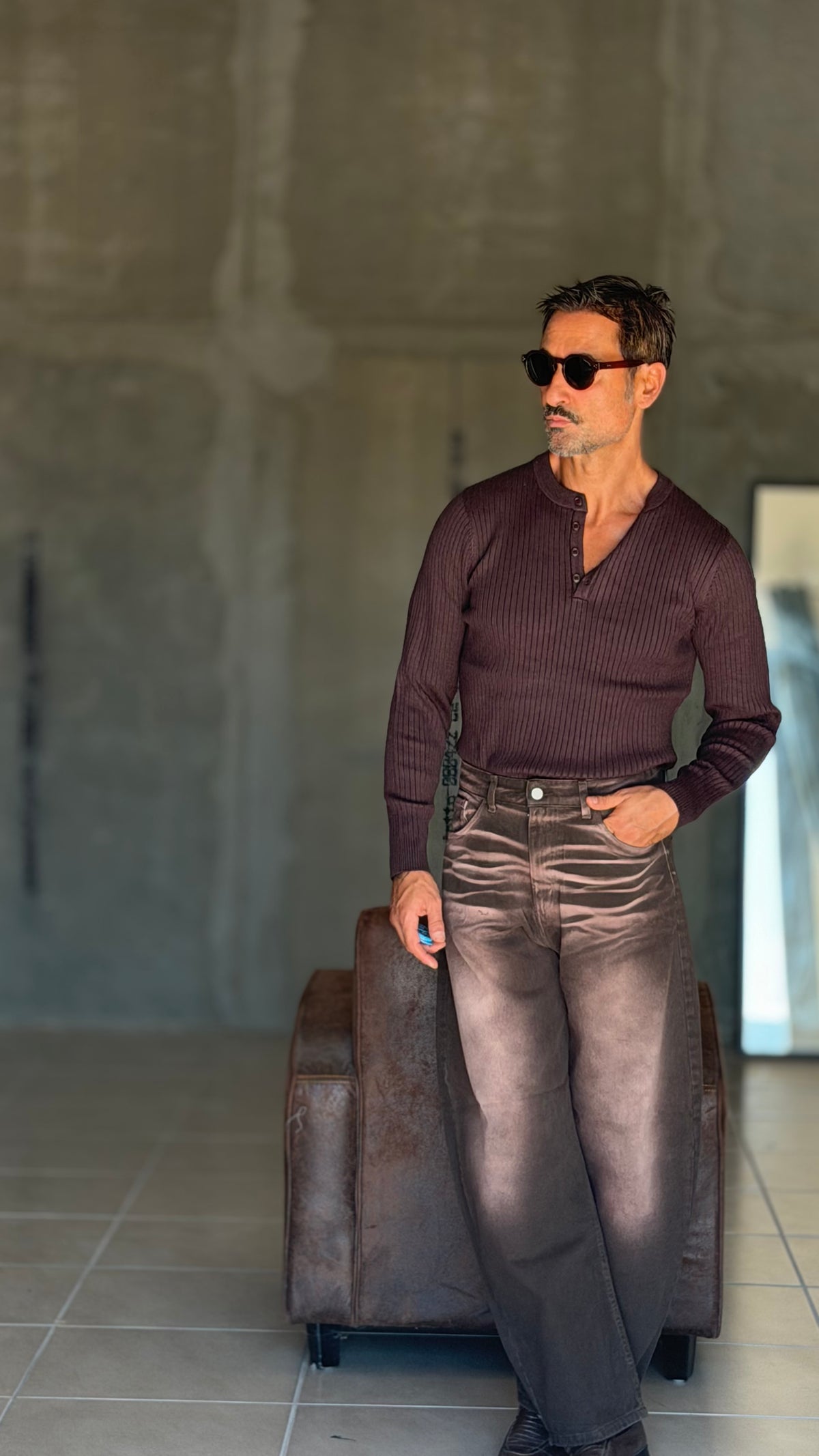 WHITE VISCOSE TROUSERS WITH REGULAR BOTTOM