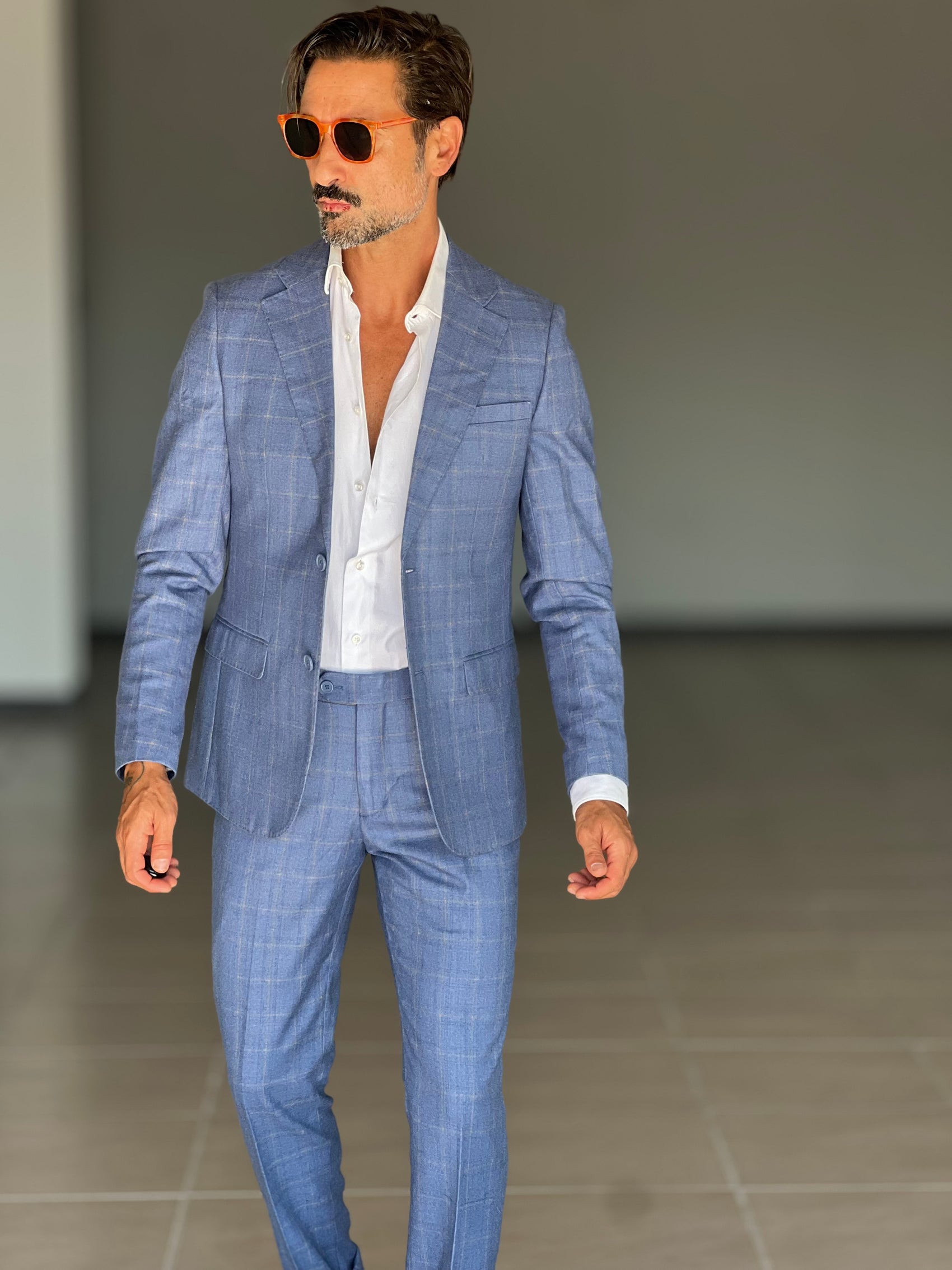 ABITO GALLES CELESTE MONOPETTO