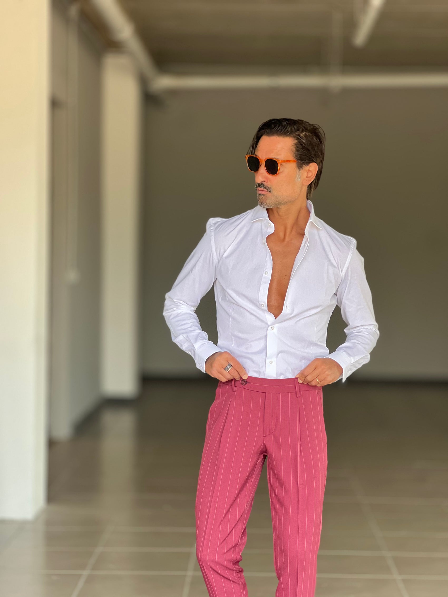 PANTALONE   BORDEAUX GESSATO PINCES. 0078