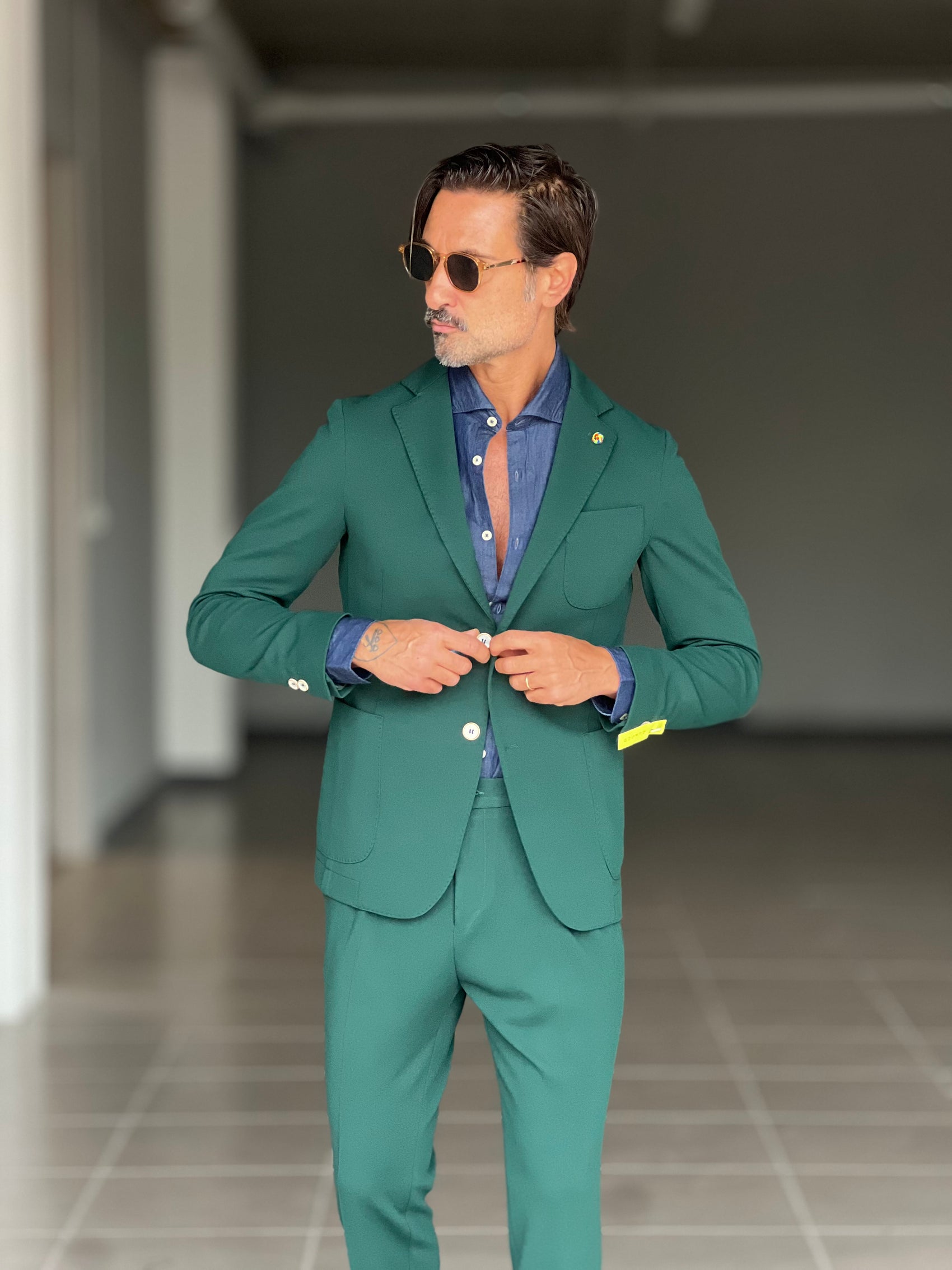 *ABITO VERDE MONOPETTO OPERATO PANTALONE MEZZAMOLLA 00200