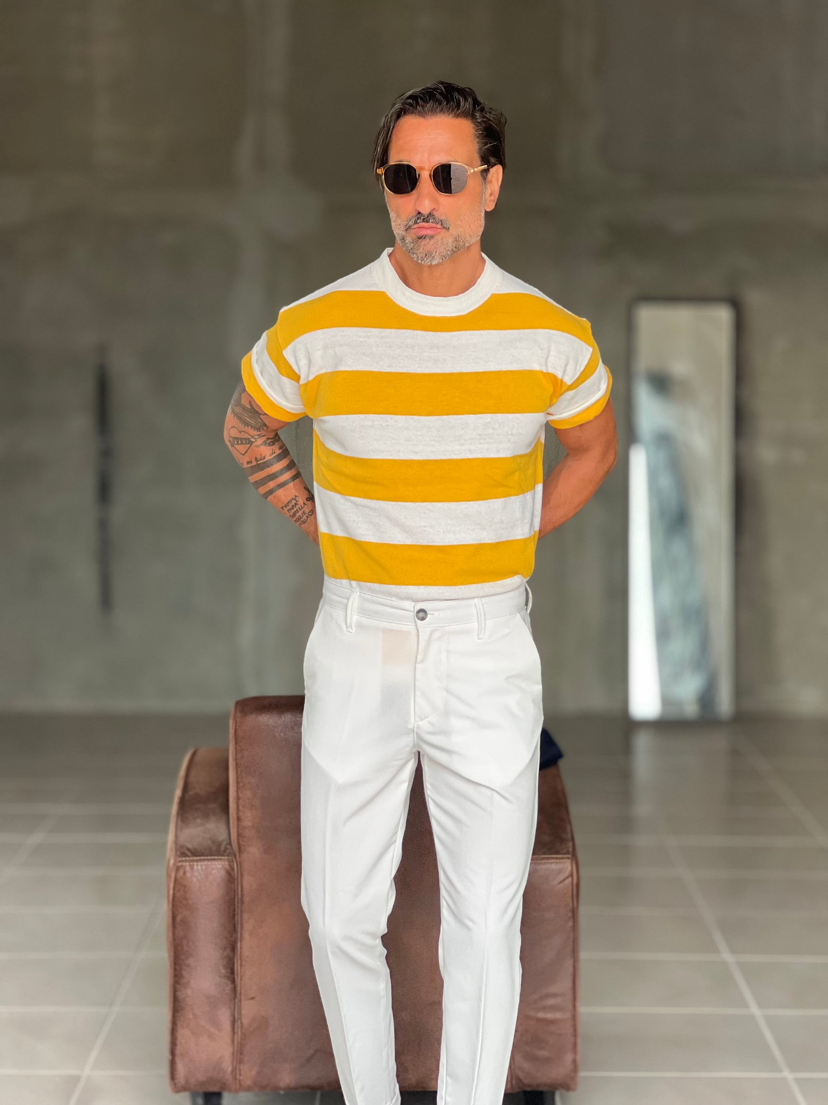 MAGLIA  GIRO RIGA OCRA   E BIANCA 68