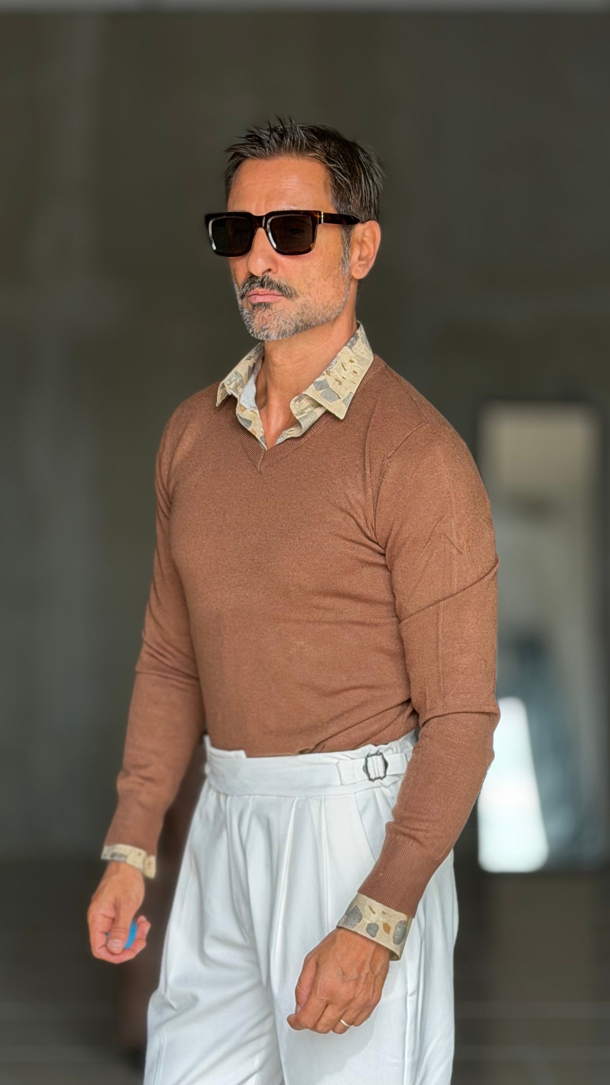 WHITE VISCOSE TROUSERS WITH REGULAR BOTTOM
