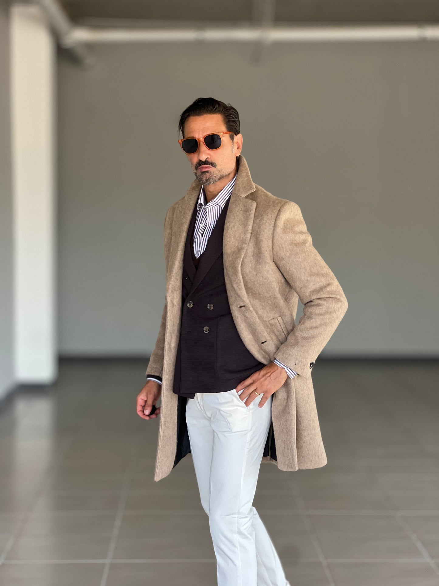 CAPPOTTO CAMMELLO LAVORAZIONE ALPACA TESSUTO LANA E MISTI ALTATENSIONE