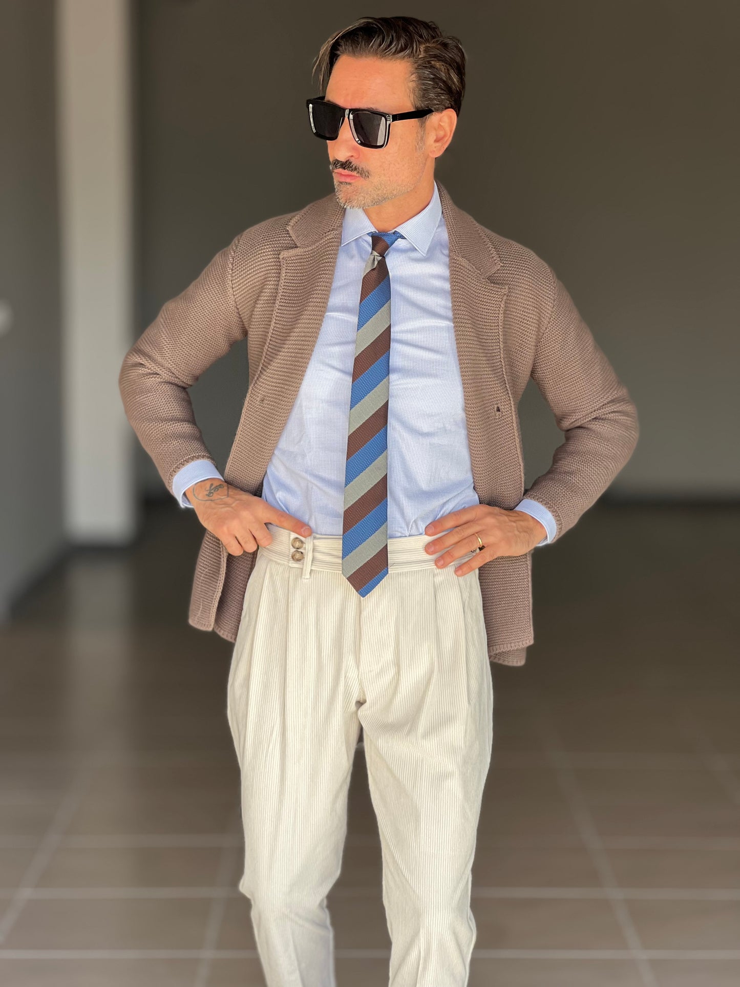 BLACK CHAIN ​​VISCOSE TROUSERS