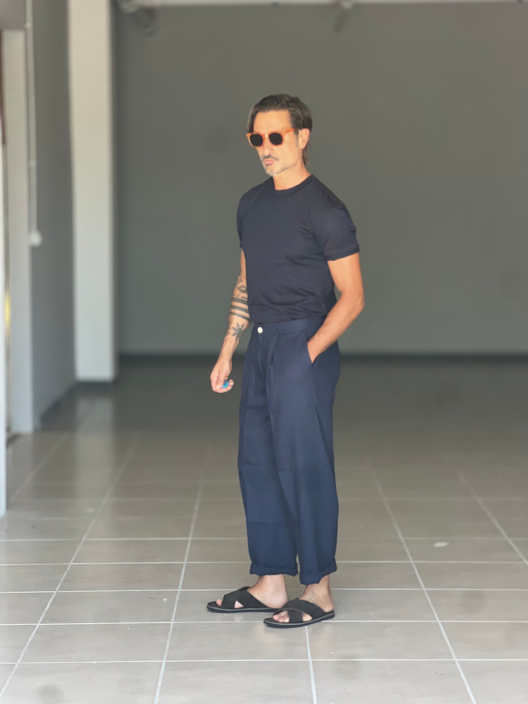WHITE VISCOSE TROUSERS WITH REGULAR BOTTOM