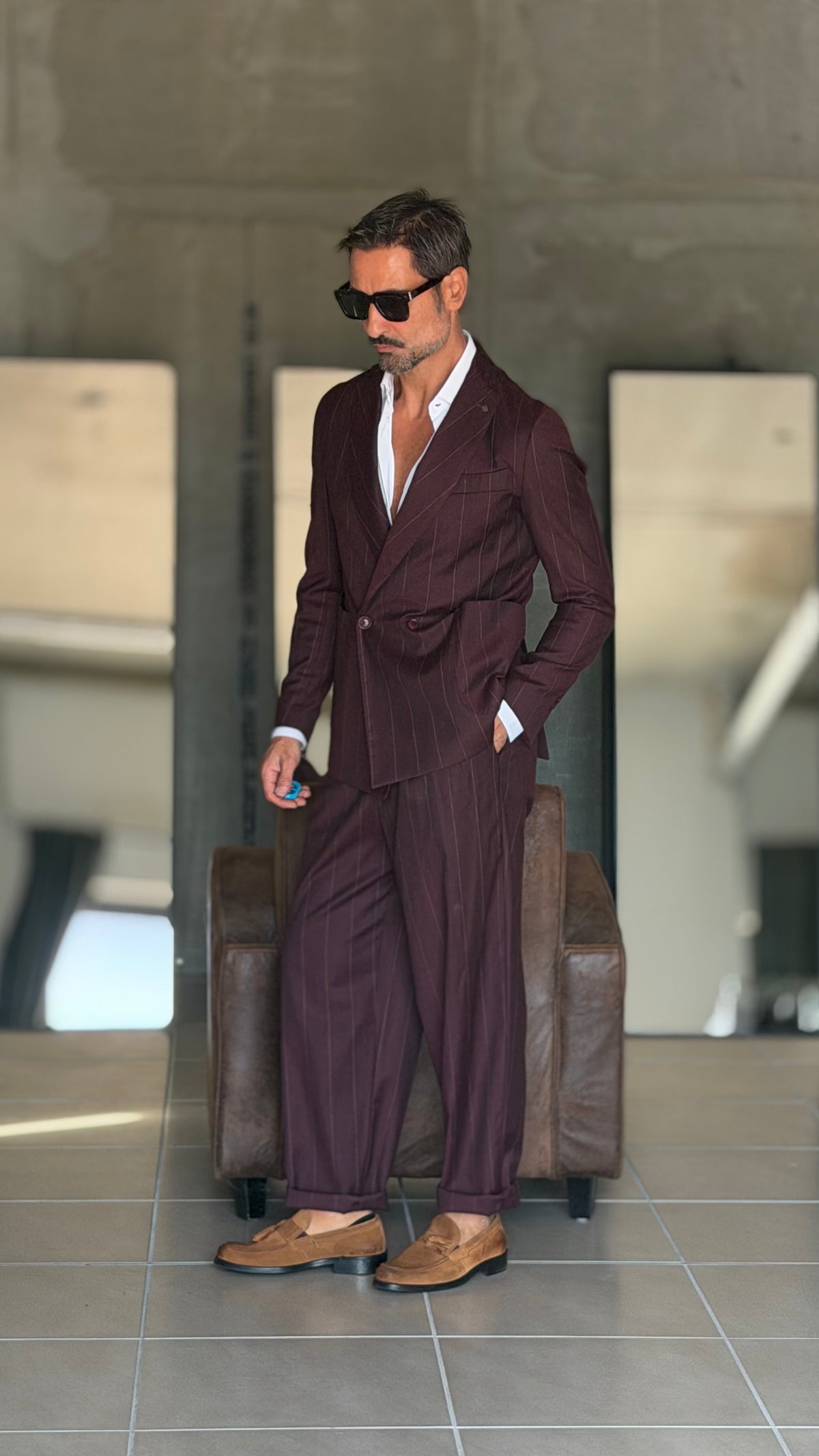 PANTALONE GESSATO PRUGNA MALTINTO VISCOSA  FONDO AMPIO PAUL MIRANDA 1050 (ABBINABILE ALLA GIACCA PRUGNA 1050 ) 636