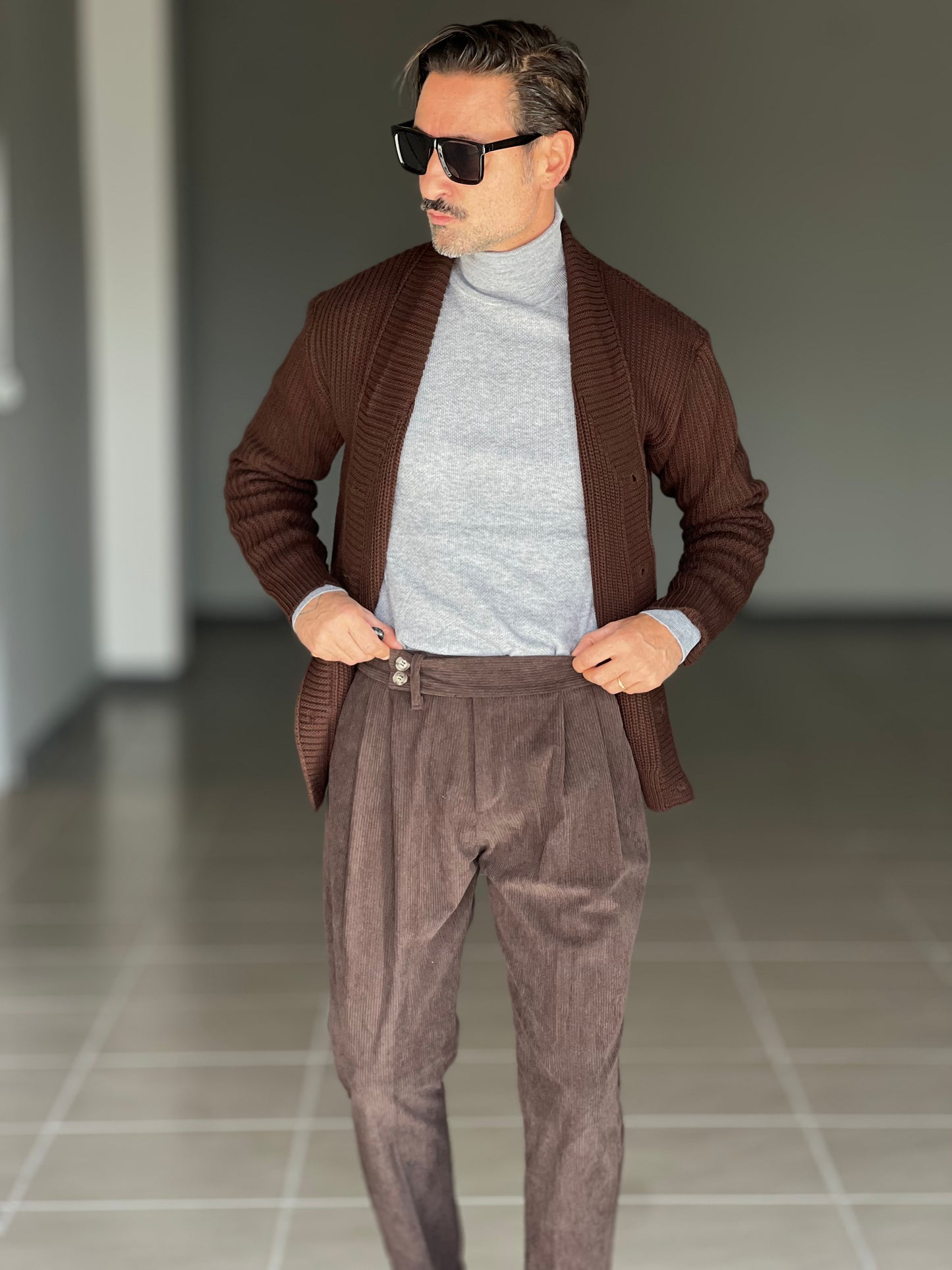 BLACK CHAIN ​​VISCOSE TROUSERS