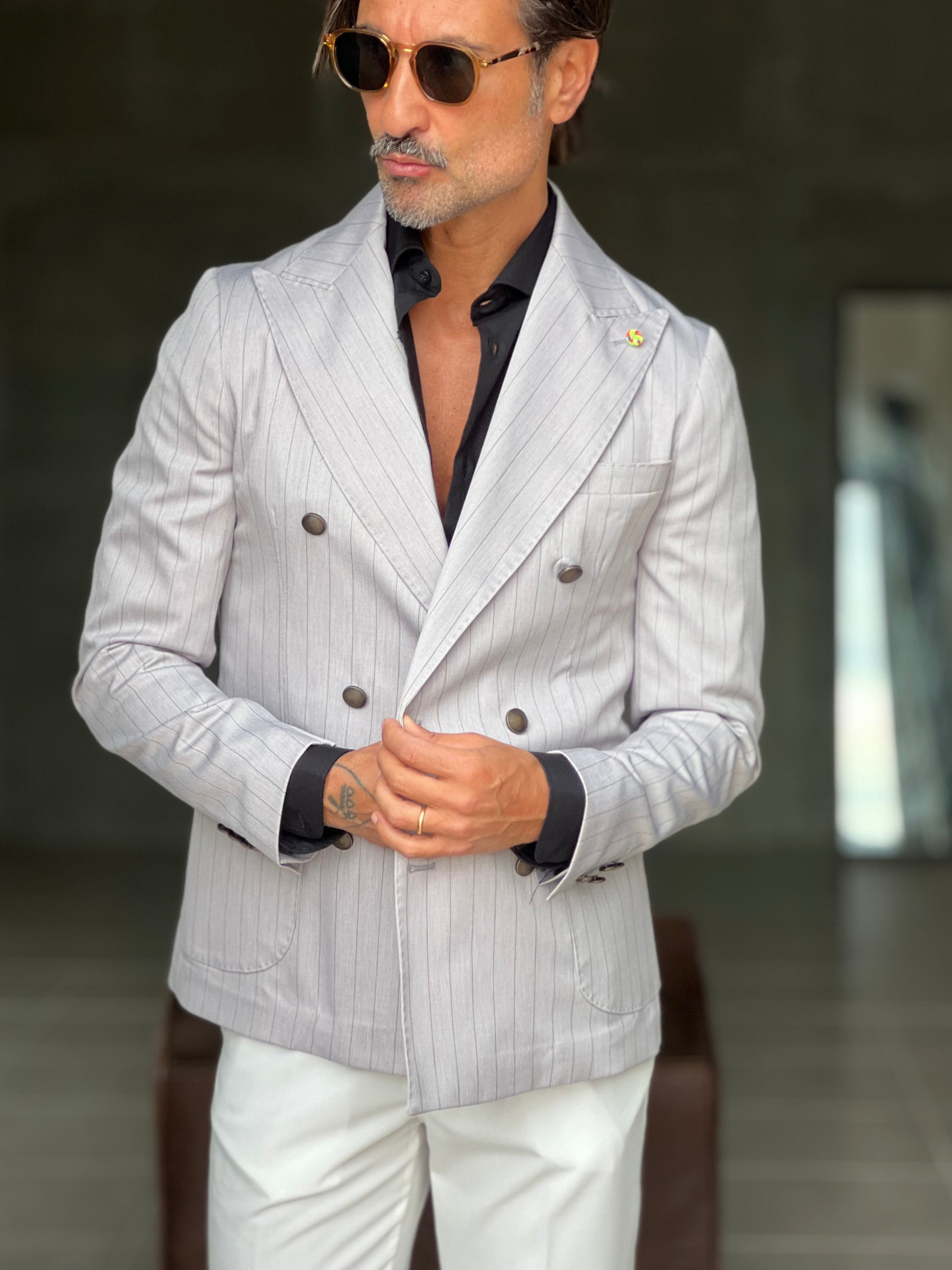 GIACCA GRIGIO CHIARO  GESSATA DOPPIOPETTO BOTTONE BRUNITO 92