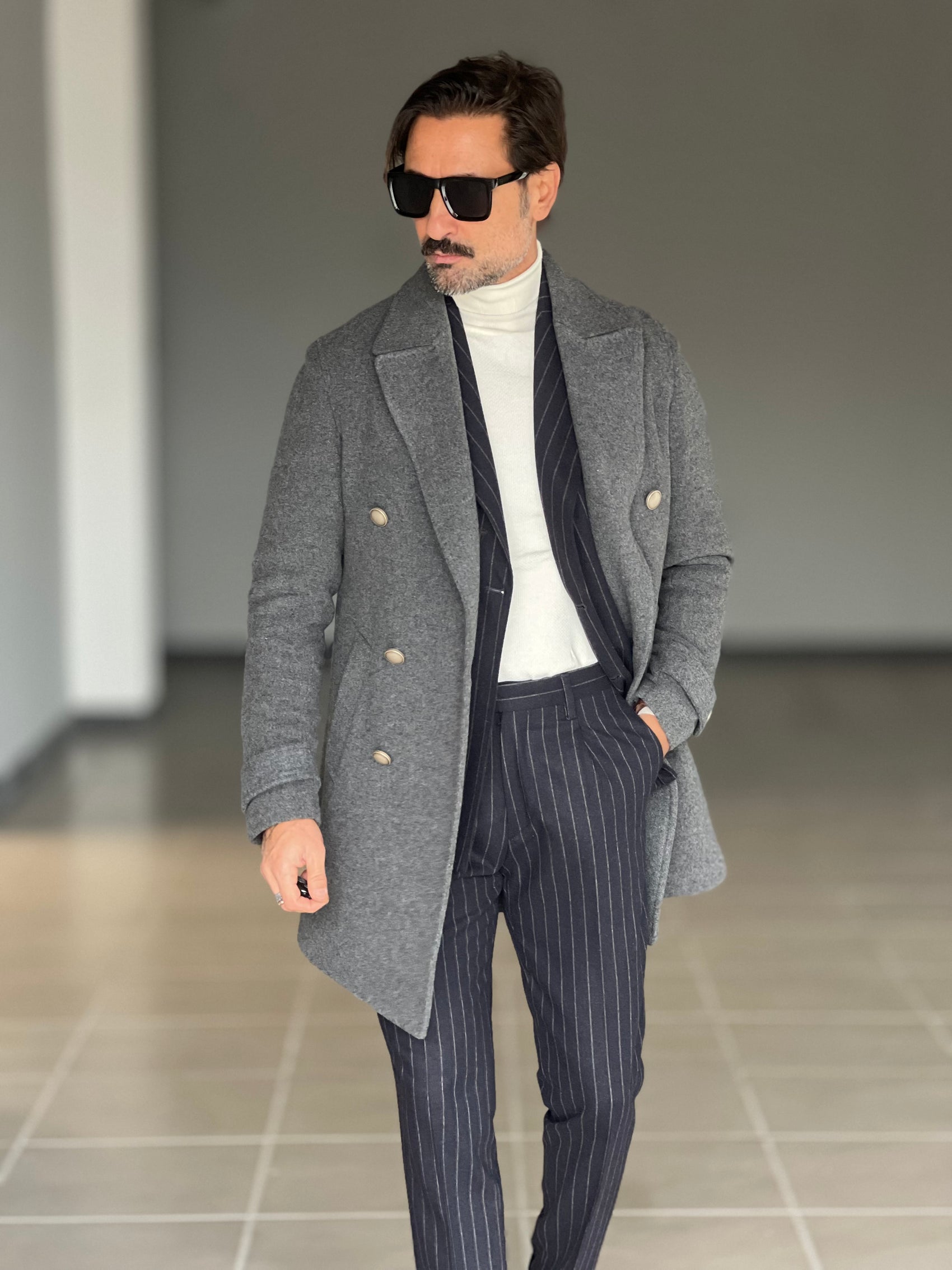 *CAPPOTTO  GRIGIO   DOPPIOPETTO  DOPPIATO LANA E MISTI BOTTONE METALLO