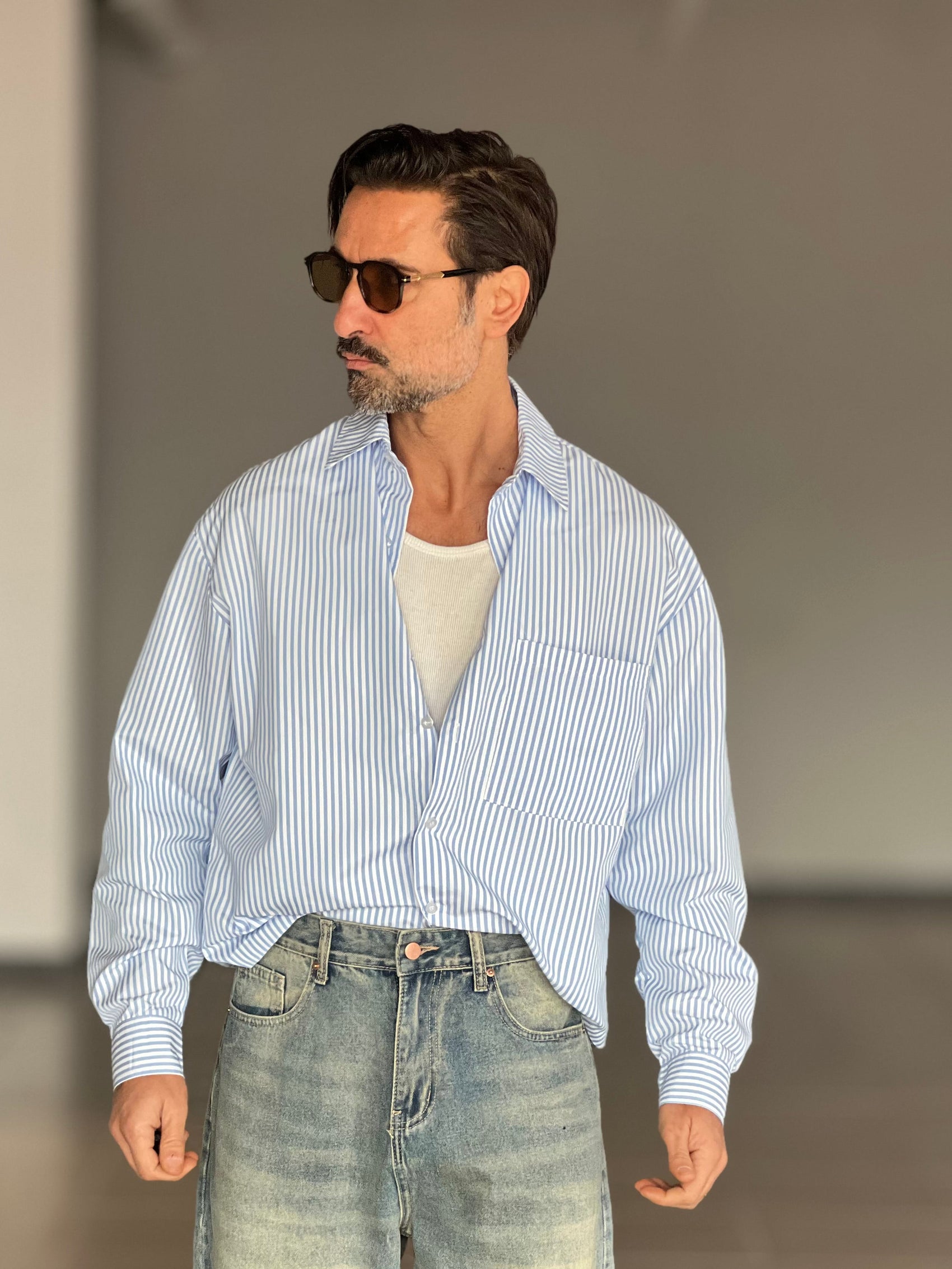 CAMICIA  BACCHETTA BIANCA E CELESTE  CROP ELASTICIZZATA