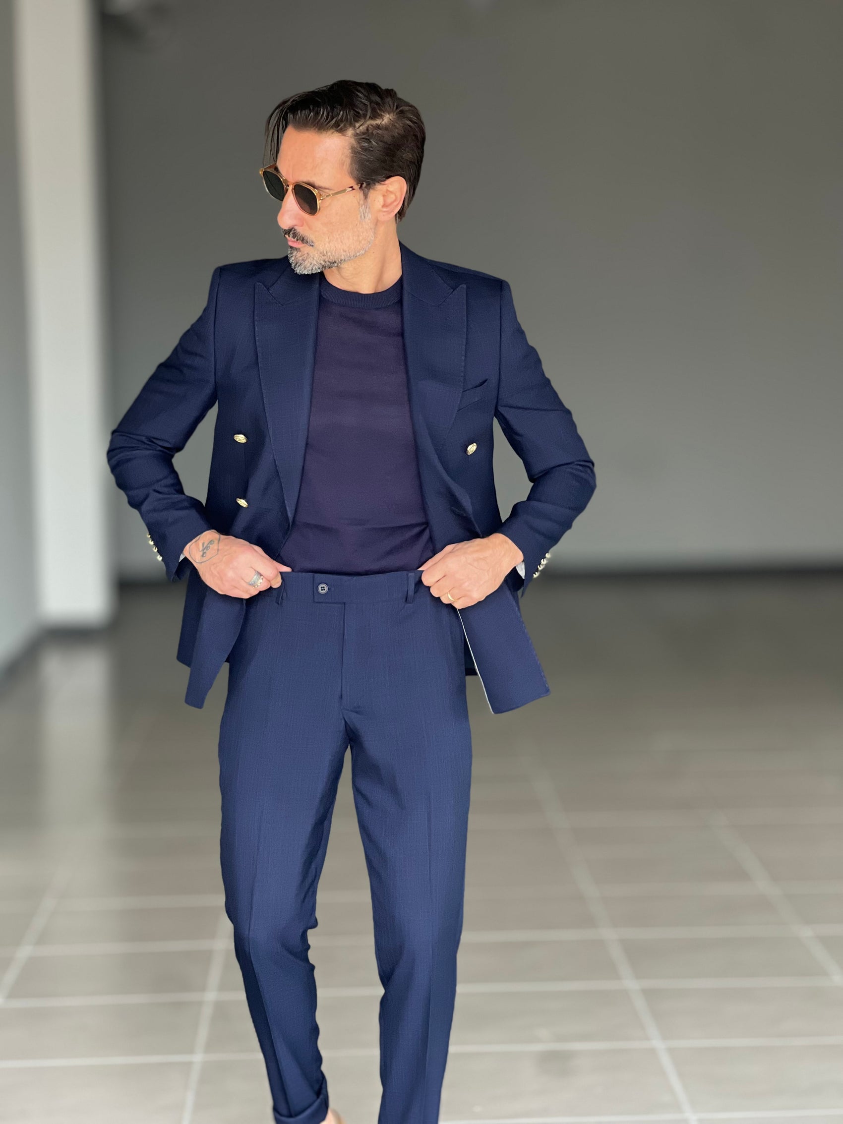 WHITE VISCOSE TROUSERS WITH REGULAR BOTTOM