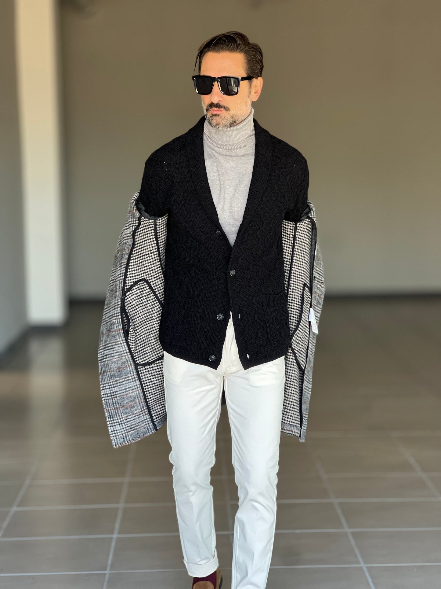 CARDIGAN GIACCA NERO  LAVORAZIONE A RILIEVO