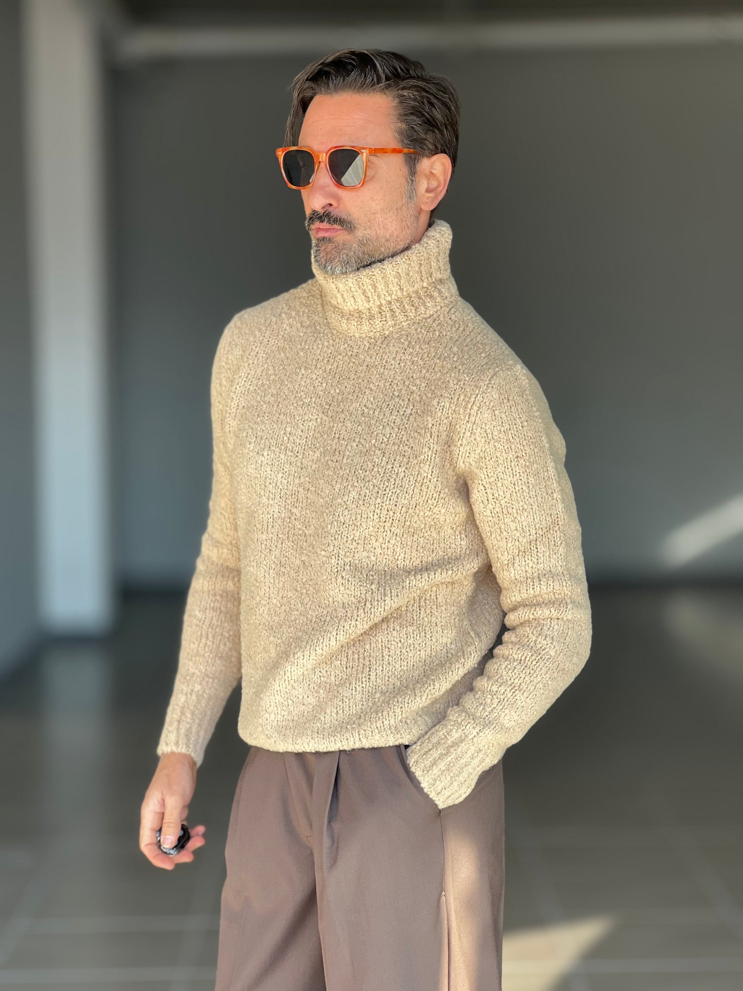 COLLO ALTO CAMMELLO LAVORAZIONE BOUCLE'