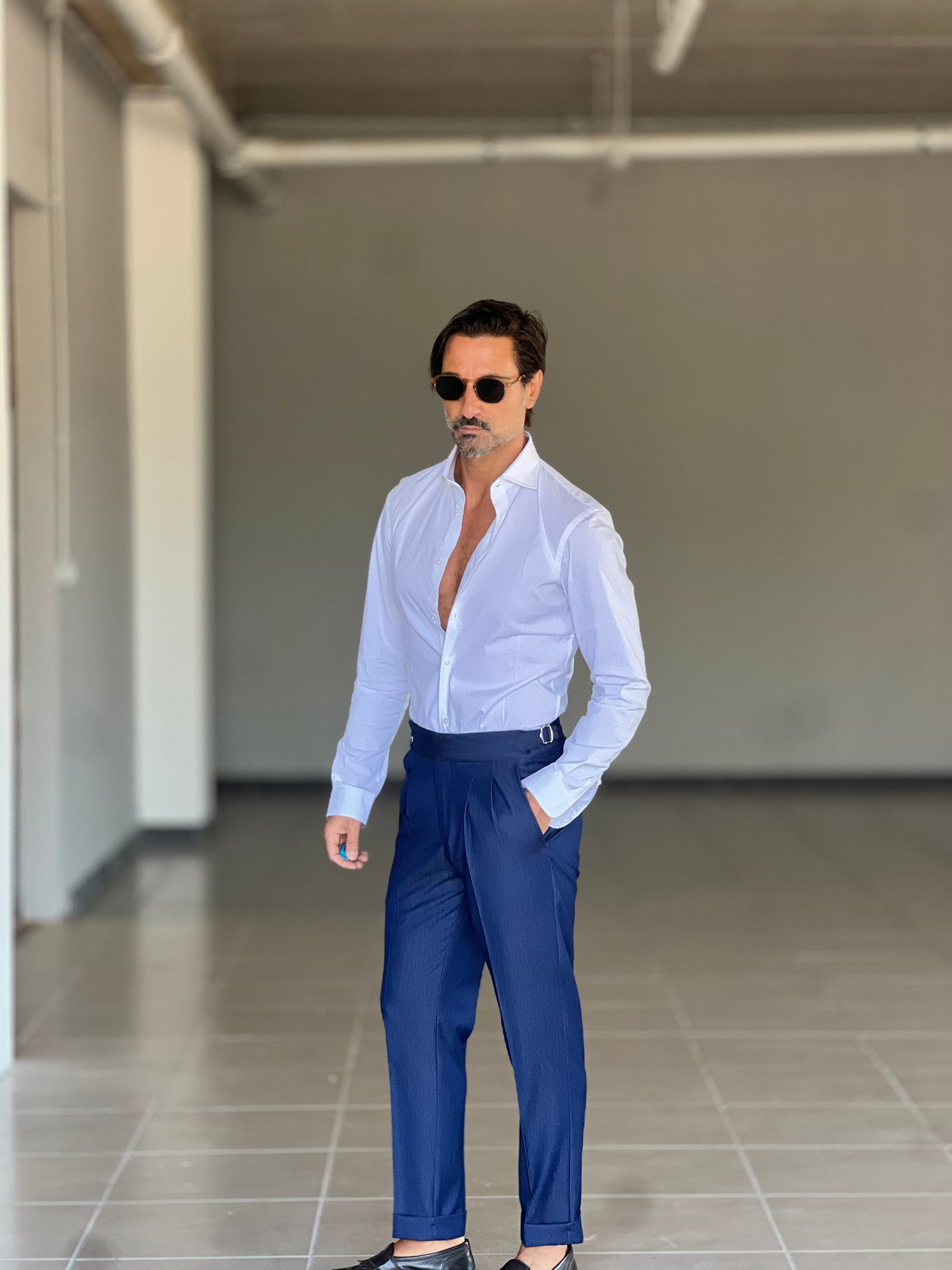 WHITE VISCOSE TROUSERS WITH REGULAR BOTTOM
