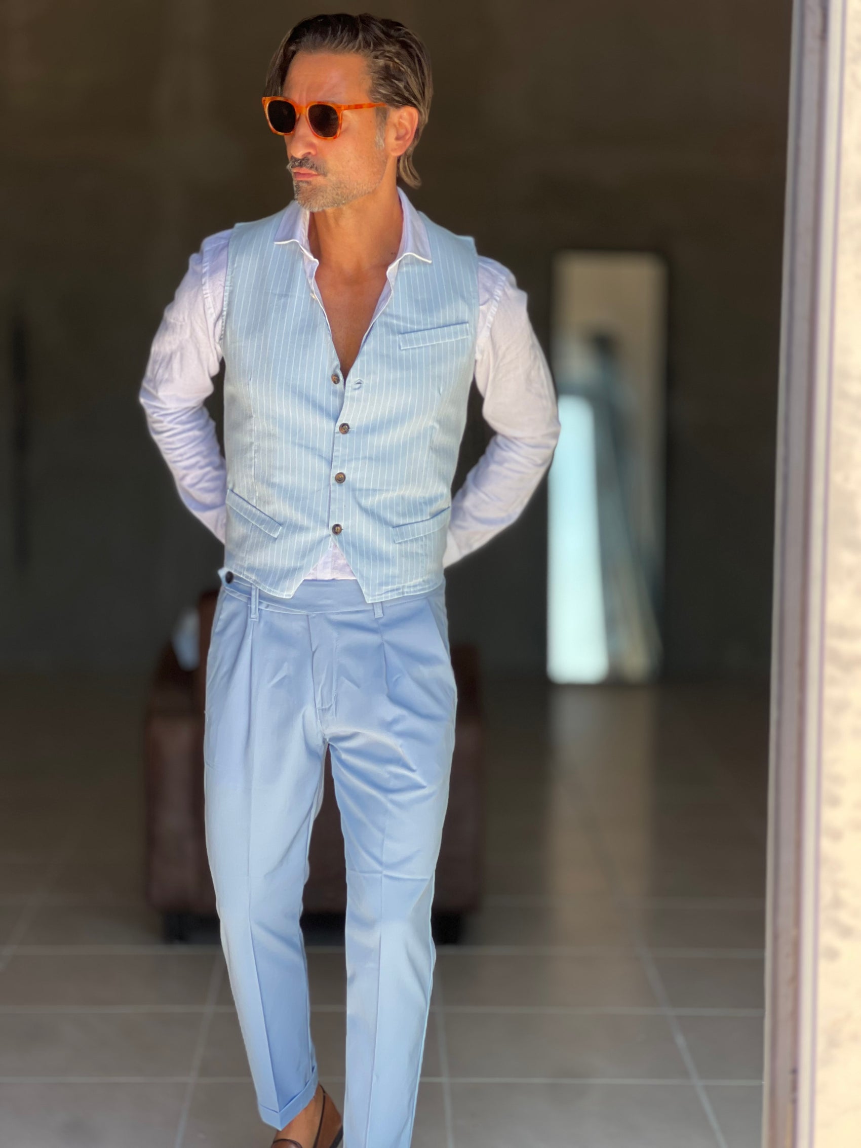 PANTALONE CELESTE  VITA ALTA PINCES VISCOSA
