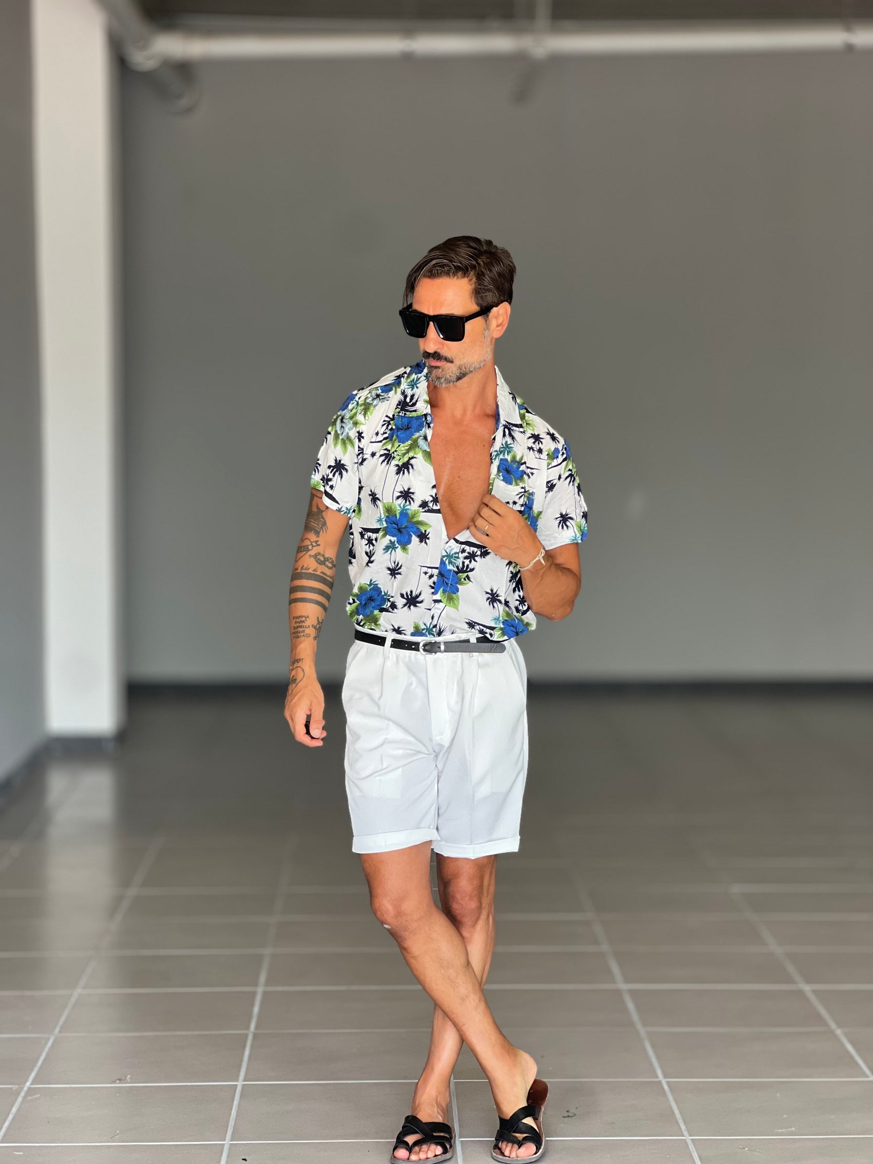 CAMICIA FIORE FONDO BIANCO MEZZA MANICA VISCOSA