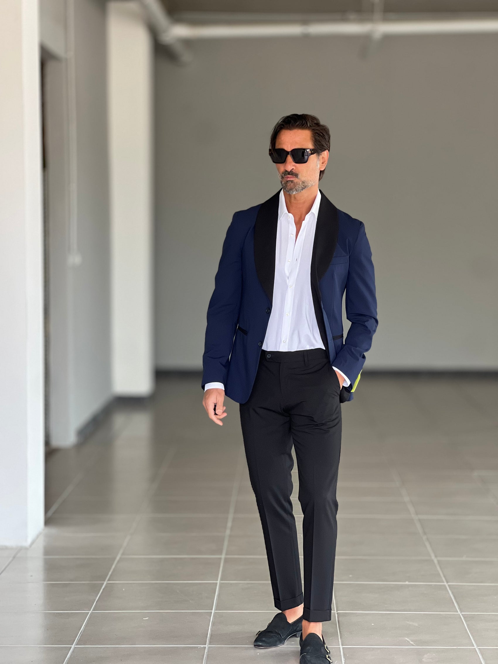 ABITO  SMOKING BLU REVER NERO PANTALONE NERO