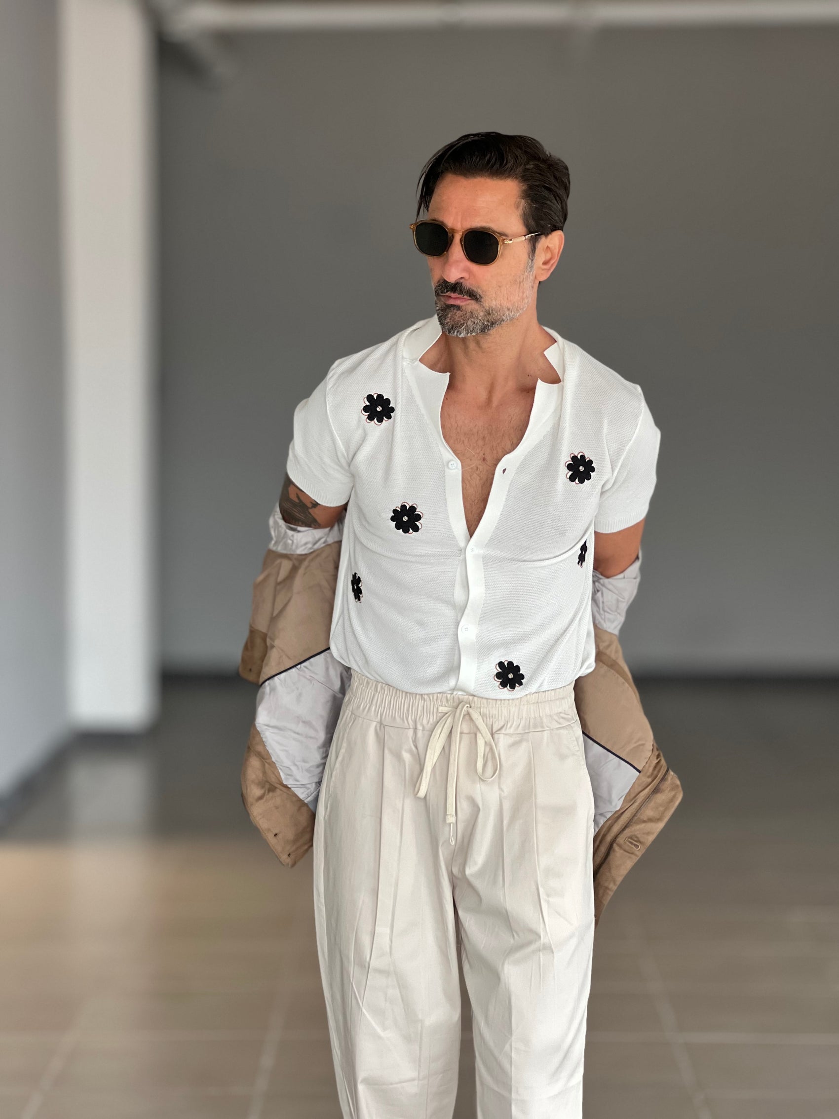 POLO  CAMICIA BIANCA   RICAMO FIORE