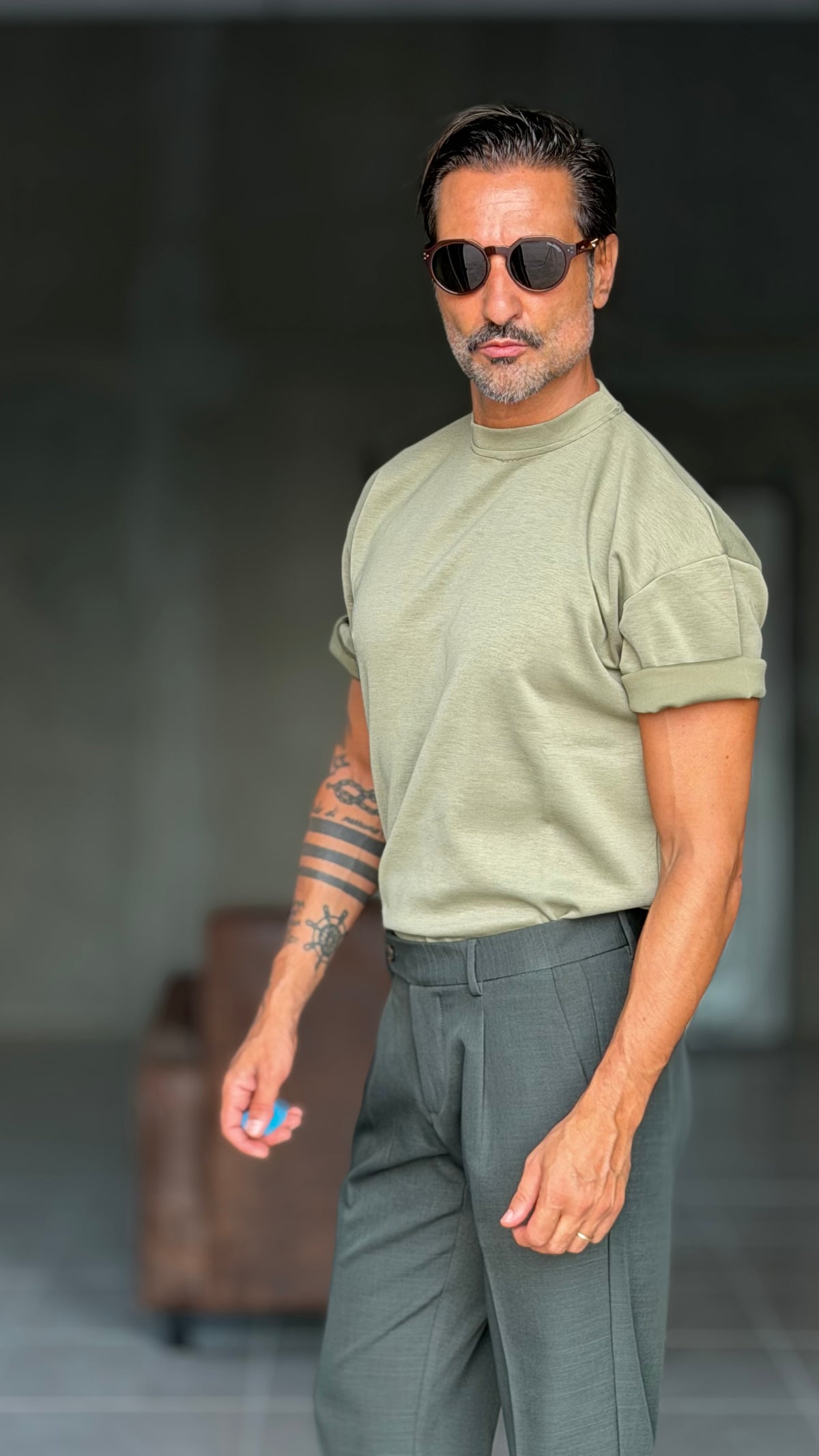 T SHIRT VERDE OLIVA OVER FIT