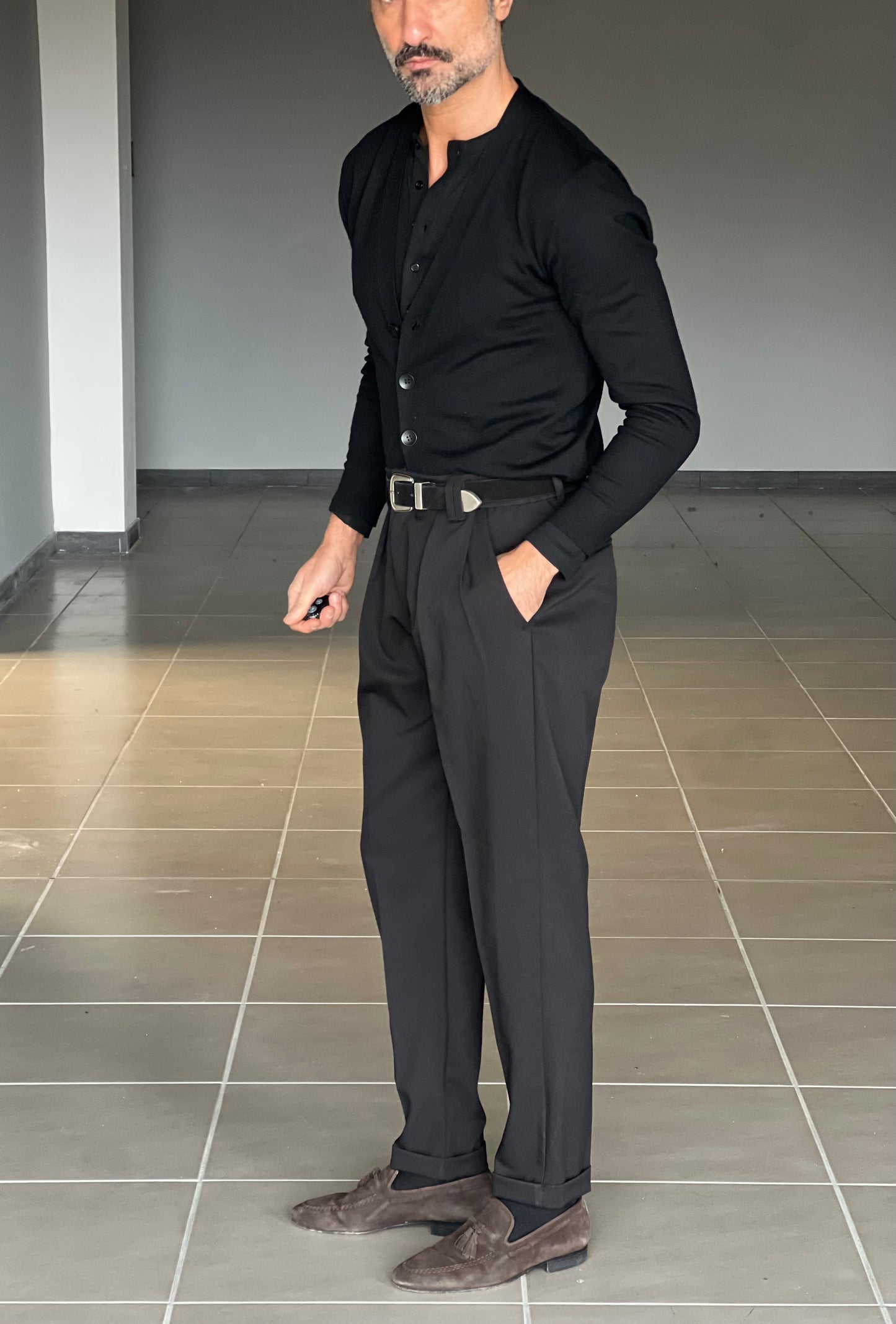 PANTALONE NERO VISCOSA FIAMMATO UNA PINCES