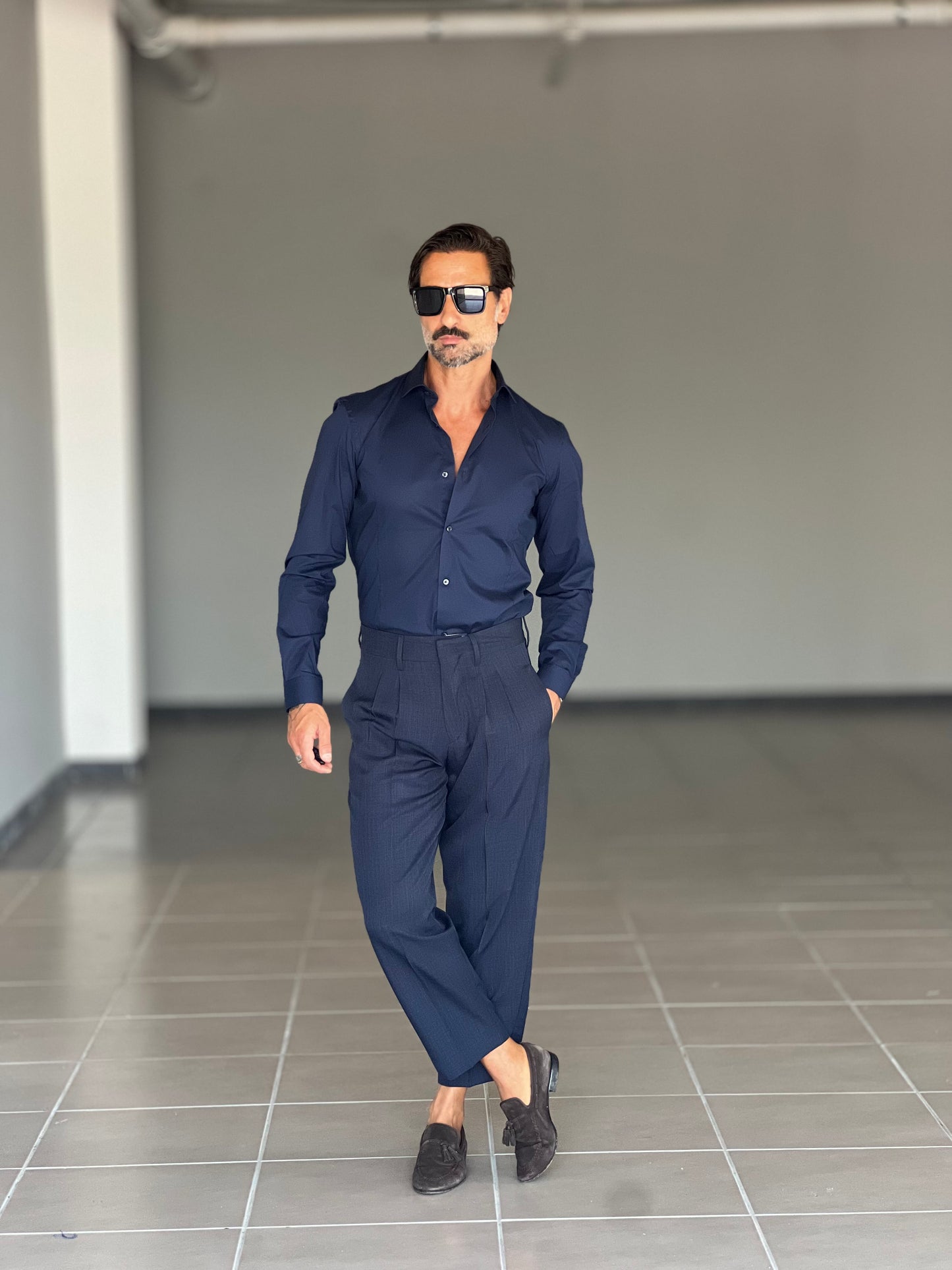 PANTALONE ESTIVO LANA E VISCOSA  BLU ROYAL  PINCES