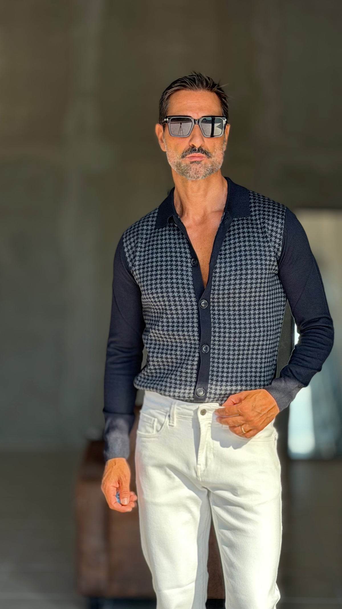 WHITE VISCOSE TROUSERS WITH REGULAR BOTTOM