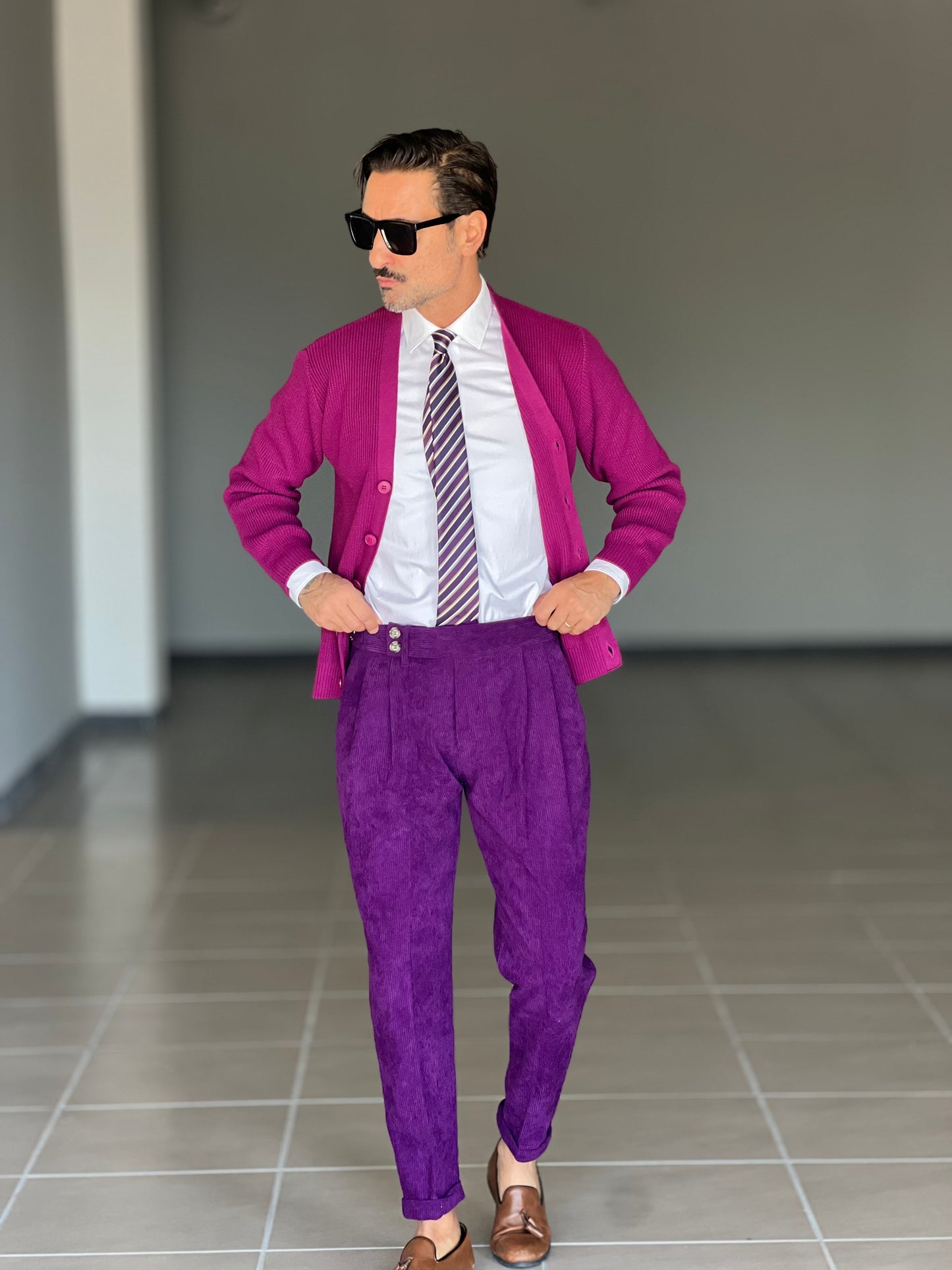 BLACK CHAIN ​​VISCOSE TROUSERS