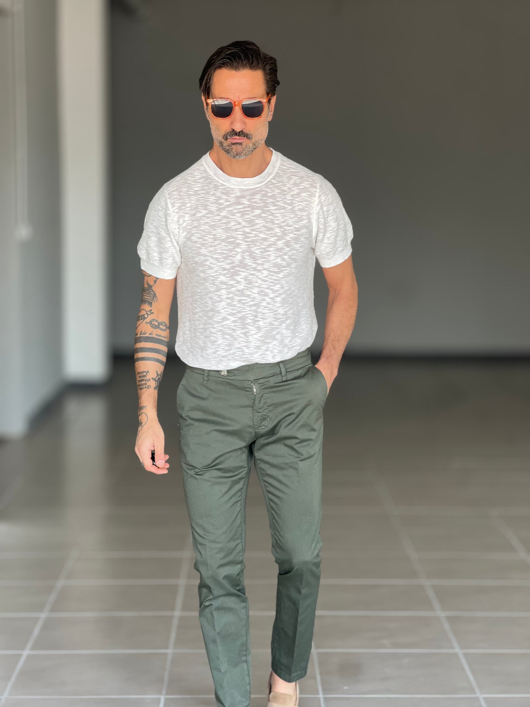 BLACK CHAIN ​​VISCOSE TROUSERS