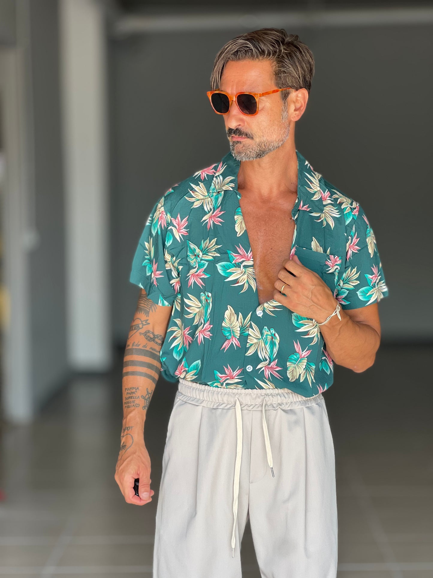 CAMICIA FIORE FONDO VERDE  MEZZA MANICA VISCOSA