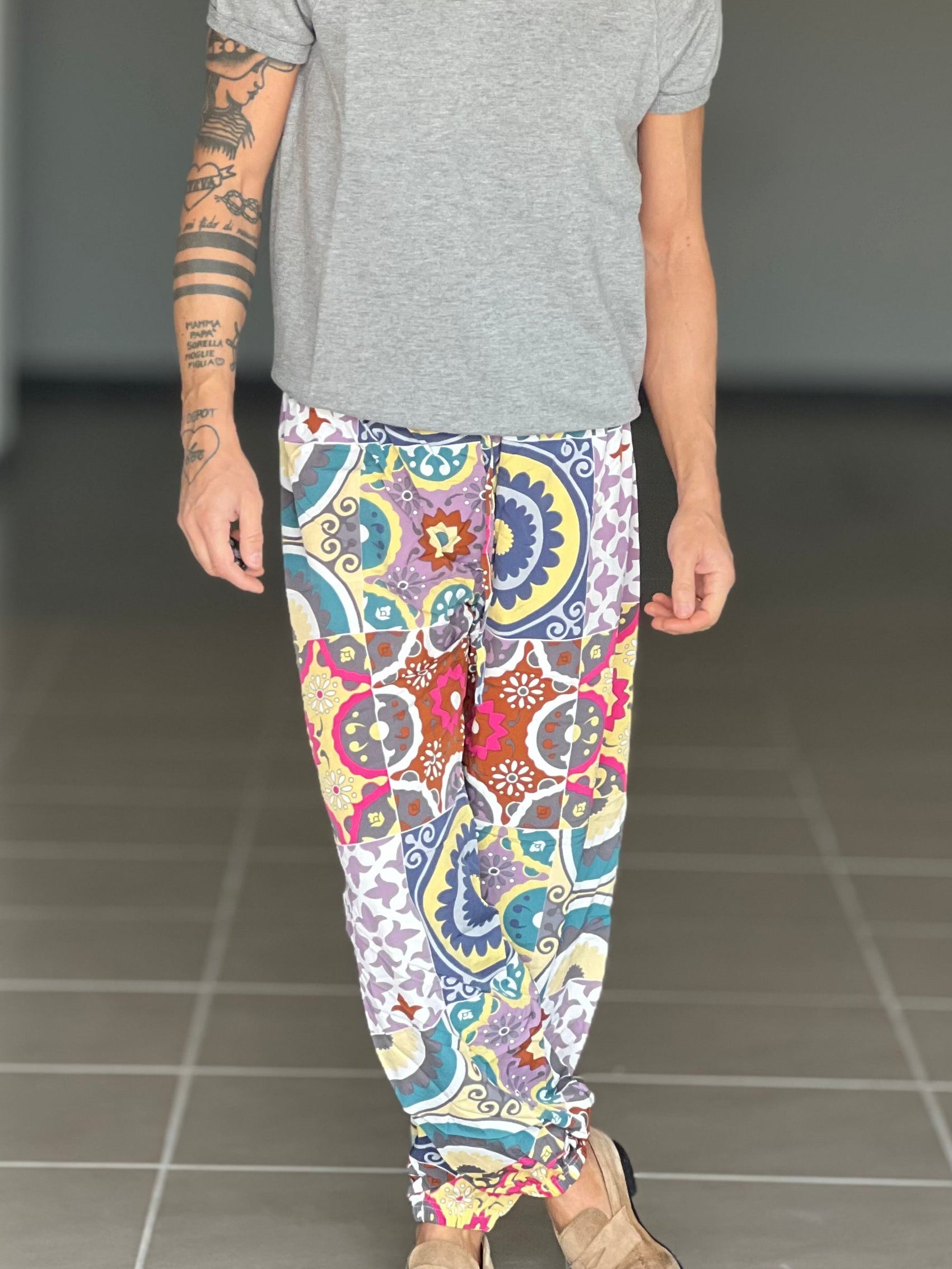 BLACK CHAIN ​​VISCOSE TROUSERS