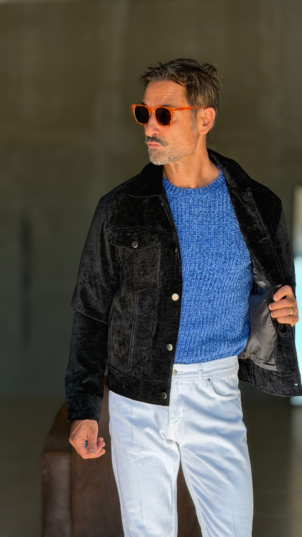 WHITE VISCOSE TROUSERS WITH REGULAR BOTTOM