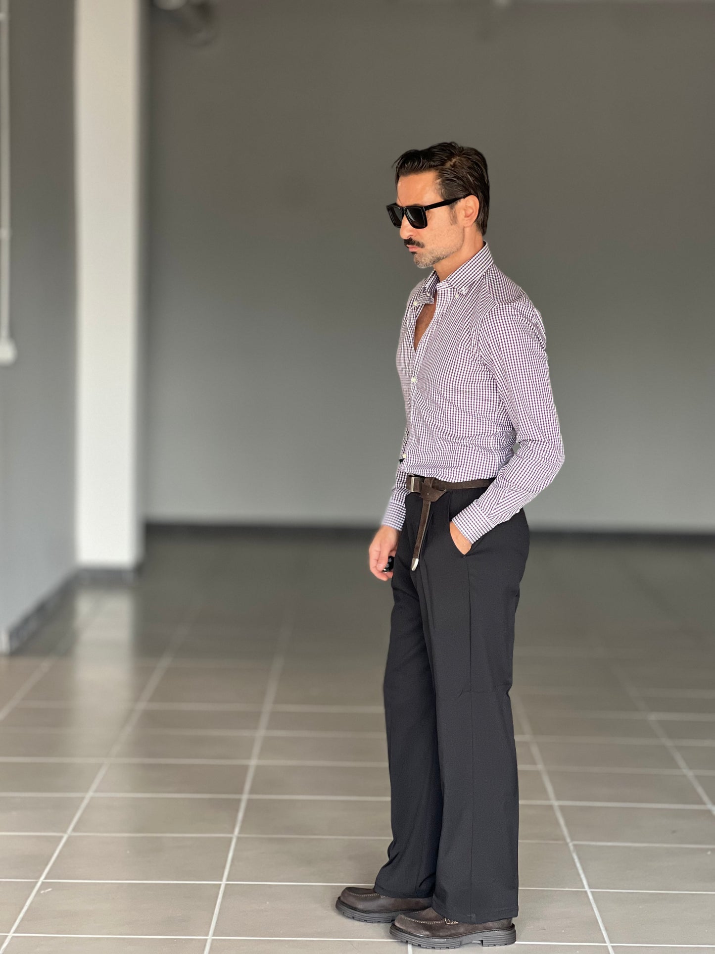 BLACK CHAIN ​​VISCOSE TROUSERS