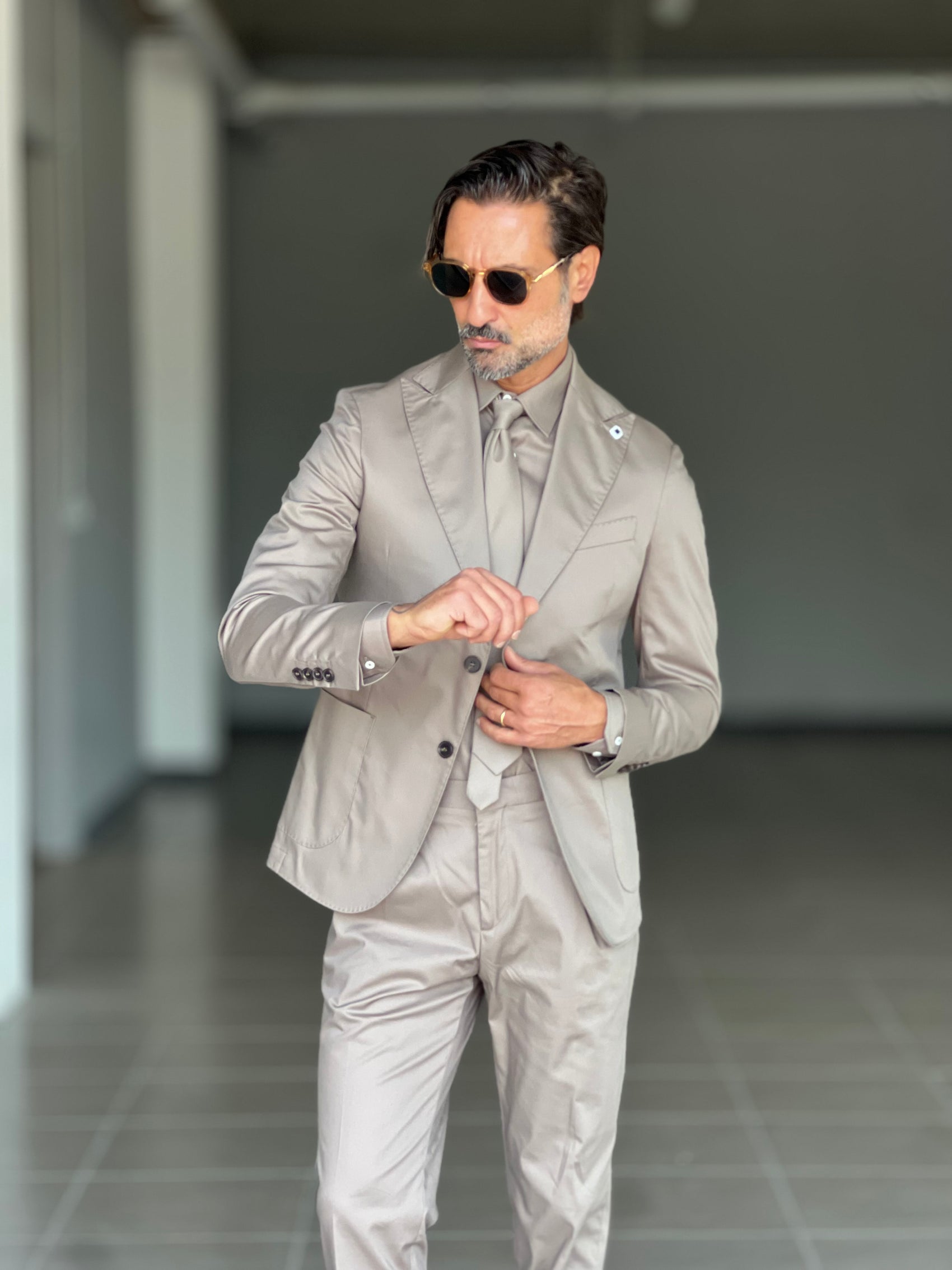ABITO +CAMICIA +CRAVATTA (STESSO TESSUTO IN COTONE)