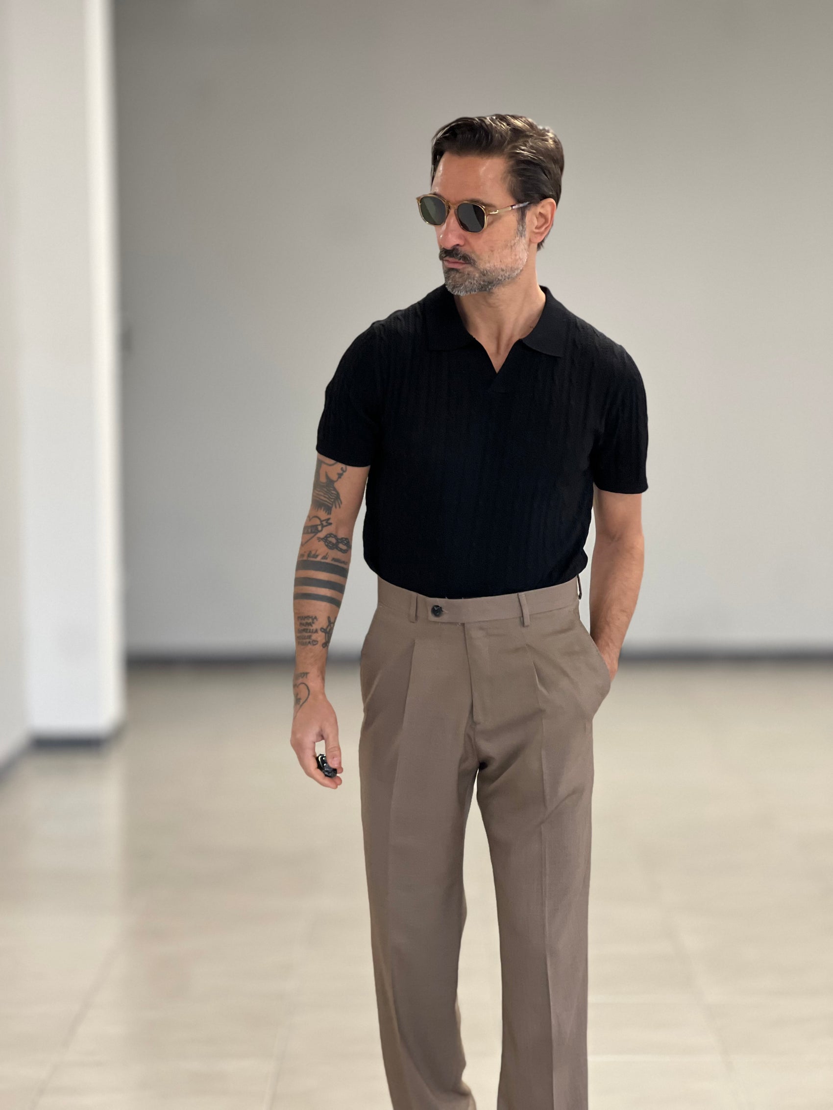 POLO NERA OPERATA COLLO AMERICANO