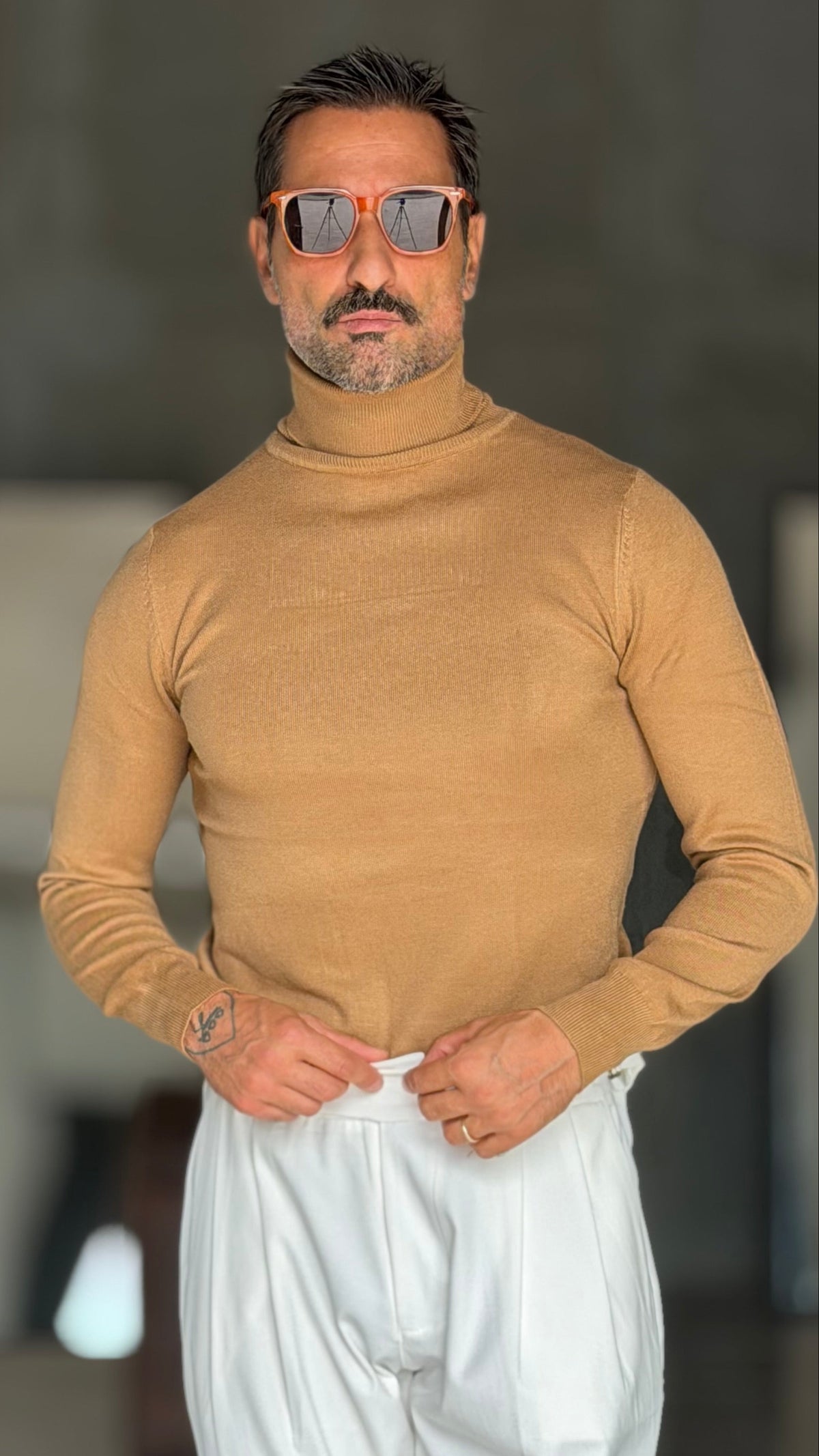 WHITE VISCOSE TROUSERS WITH REGULAR BOTTOM