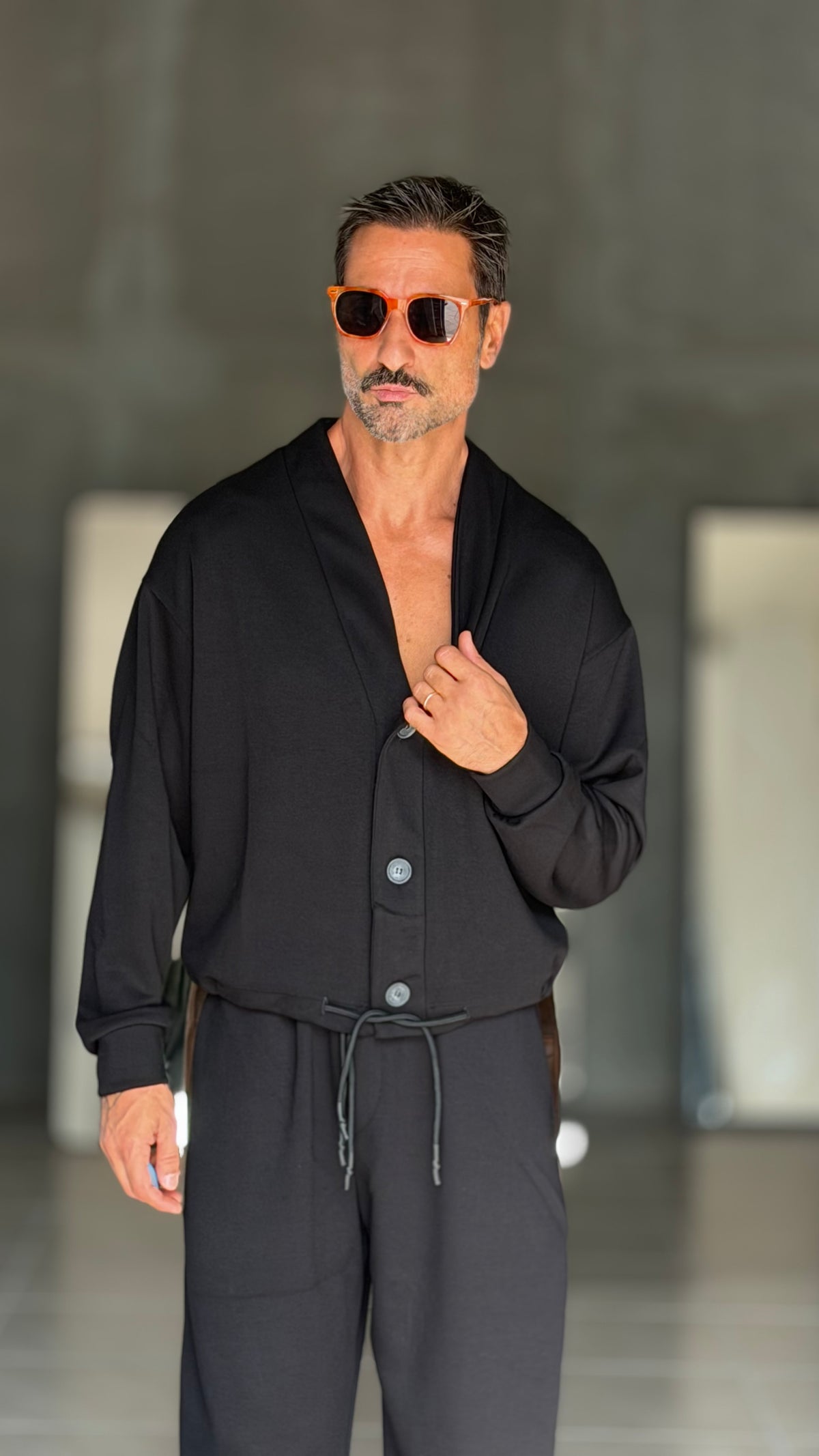 WHITE VISCOSE TROUSERS WITH REGULAR BOTTOM