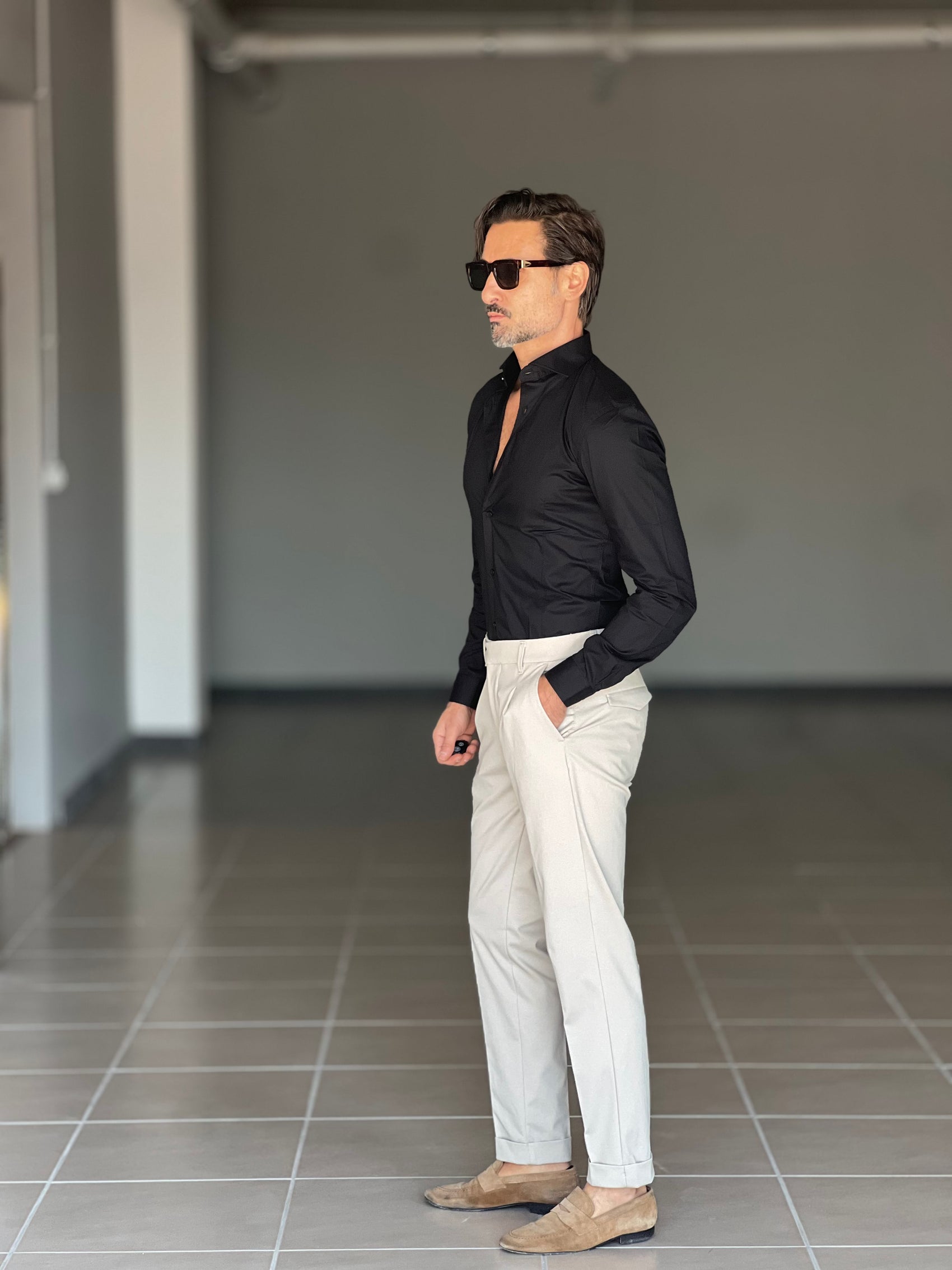 WHITE VISCOSE TROUSERS WITH REGULAR BOTTOM