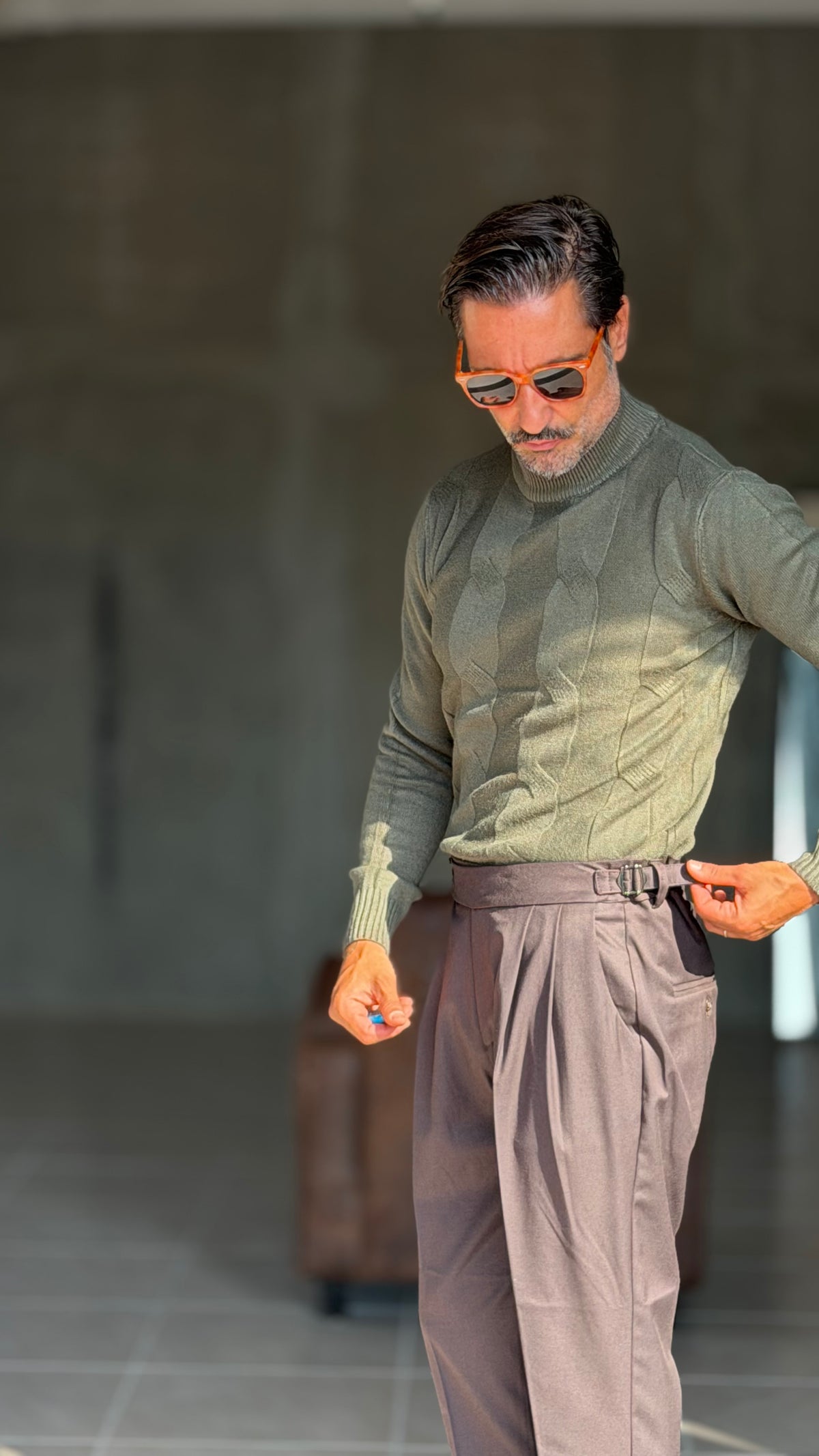 PANTALONE MORO VITA ALTA PINCES VISCOSA  EFFETTO FLANELLA BATTUTA