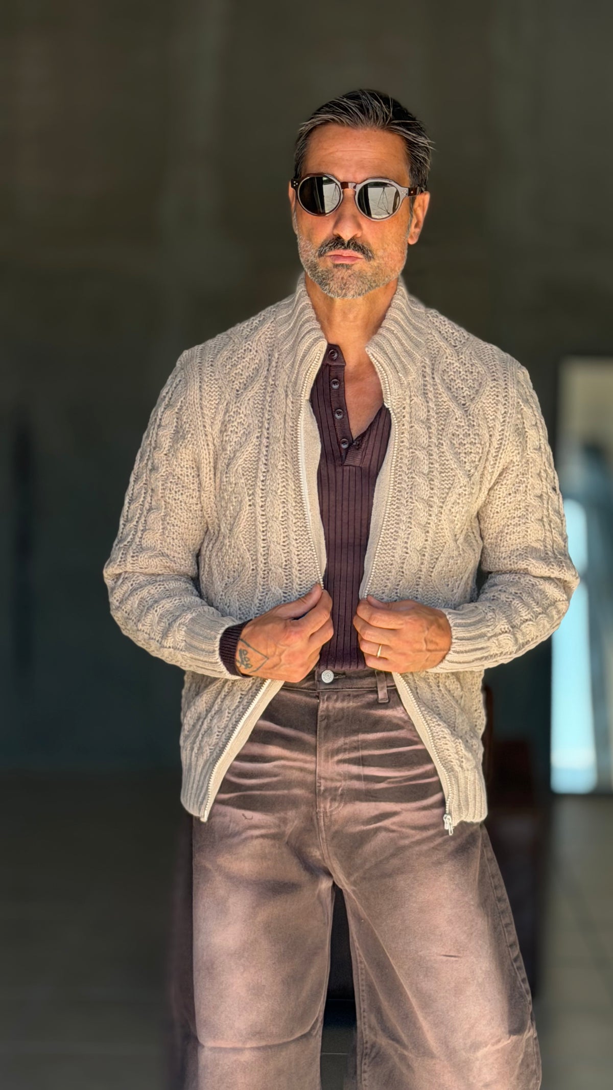 WHITE VISCOSE TROUSERS WITH REGULAR BOTTOM