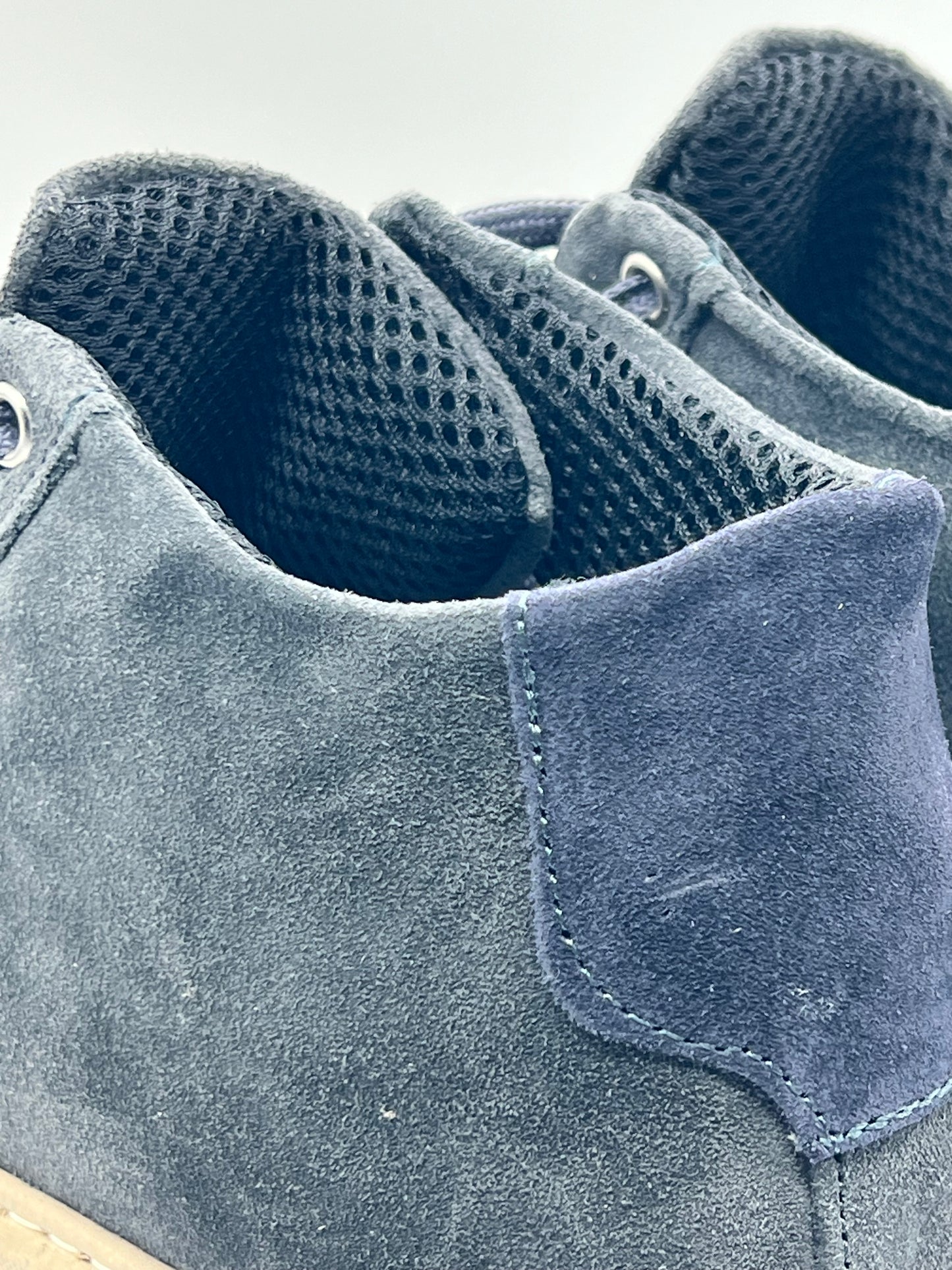 SNEAKER CAMOSCIO GRIGIO  FONDO STUCCO