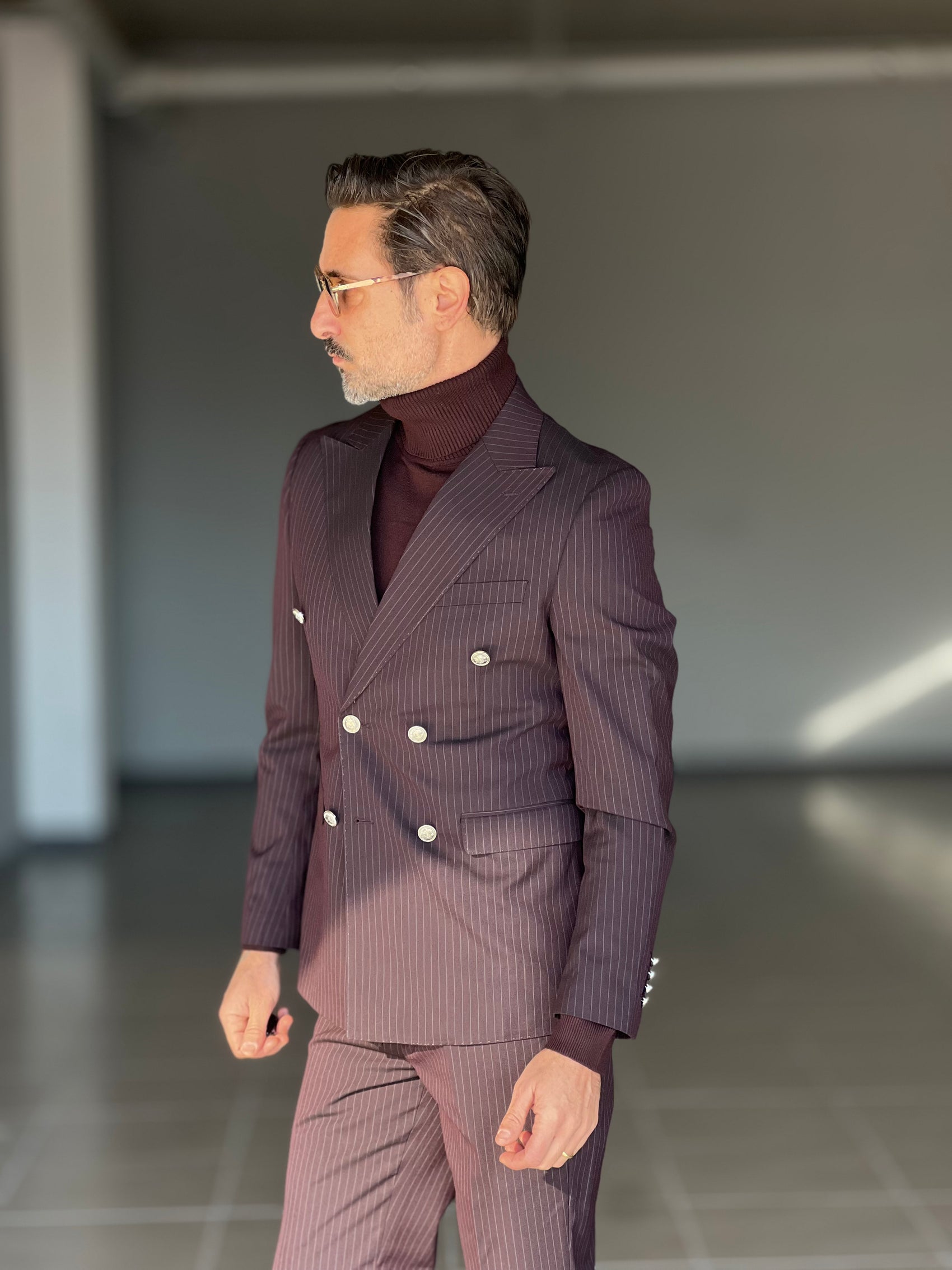 ABITO  MORO / PRUGNA GESSATO  DOPPIOPETTO BOTTONE METALLO VISCOSA E MISTI