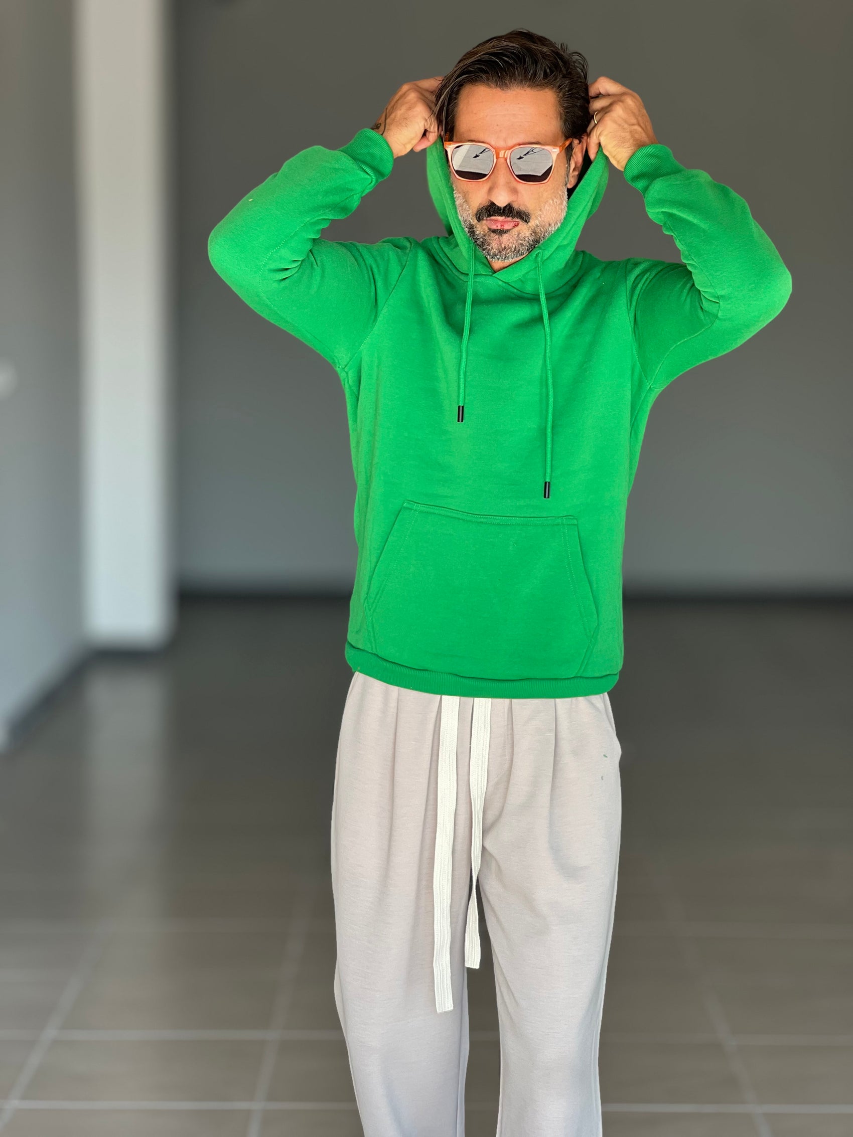 FELPA   VERDE SMERALDO CAPPUCCIO