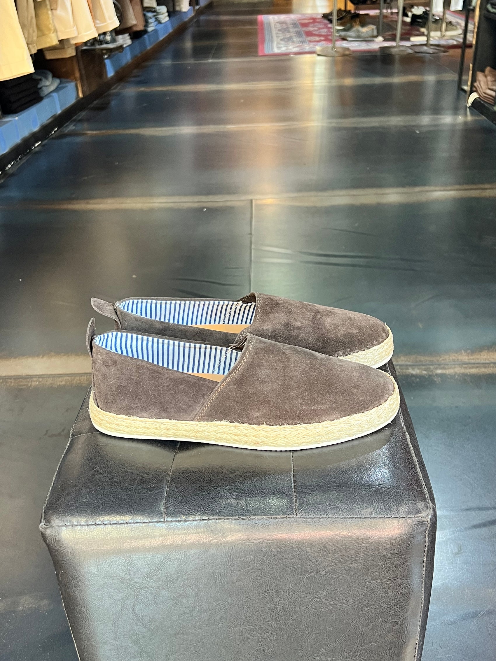 MOCASSINO CAMOSCIO MORO FONDO PAGLIA E GOMMA