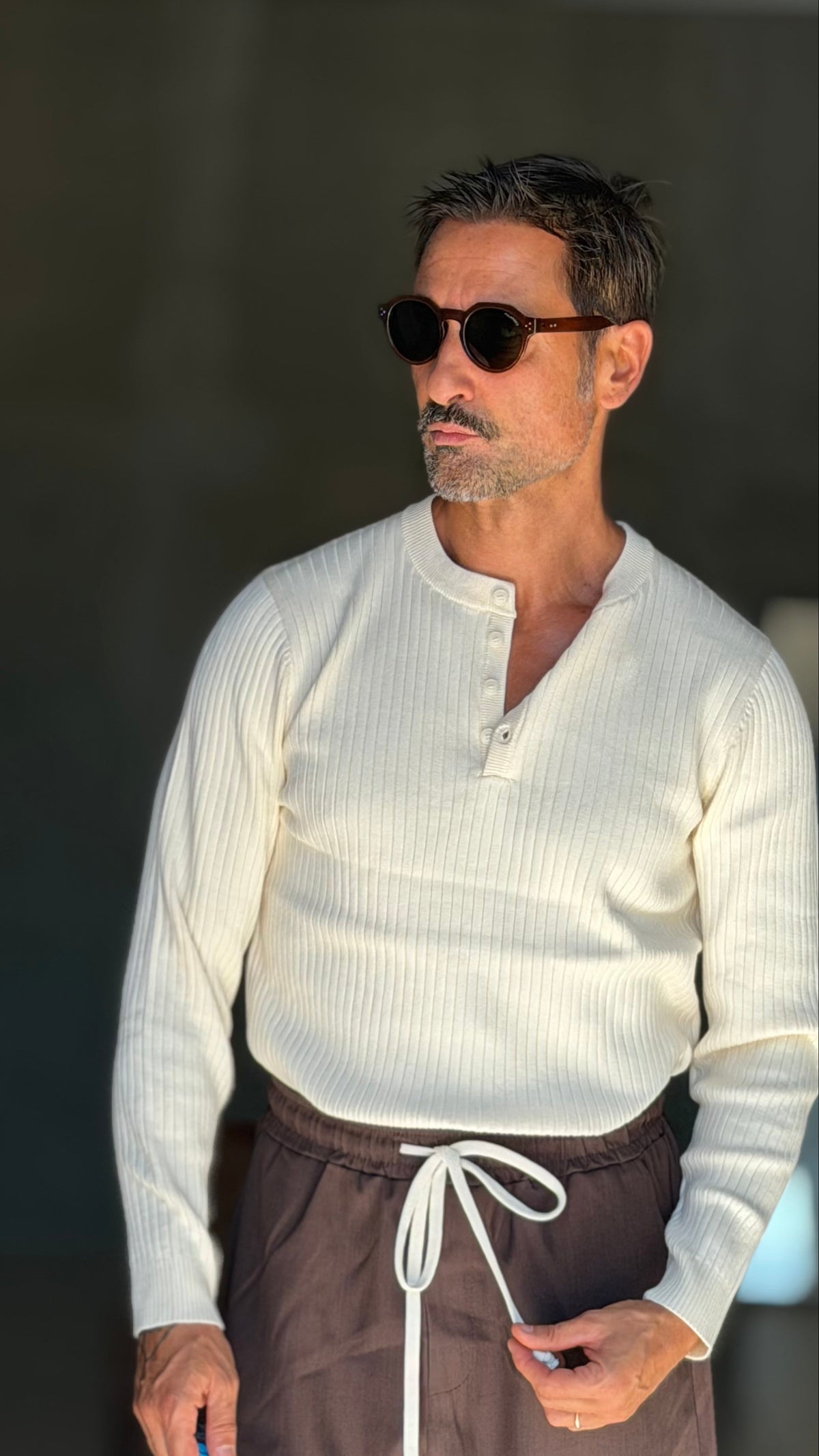 WHITE VISCOSE TROUSERS WITH REGULAR BOTTOM