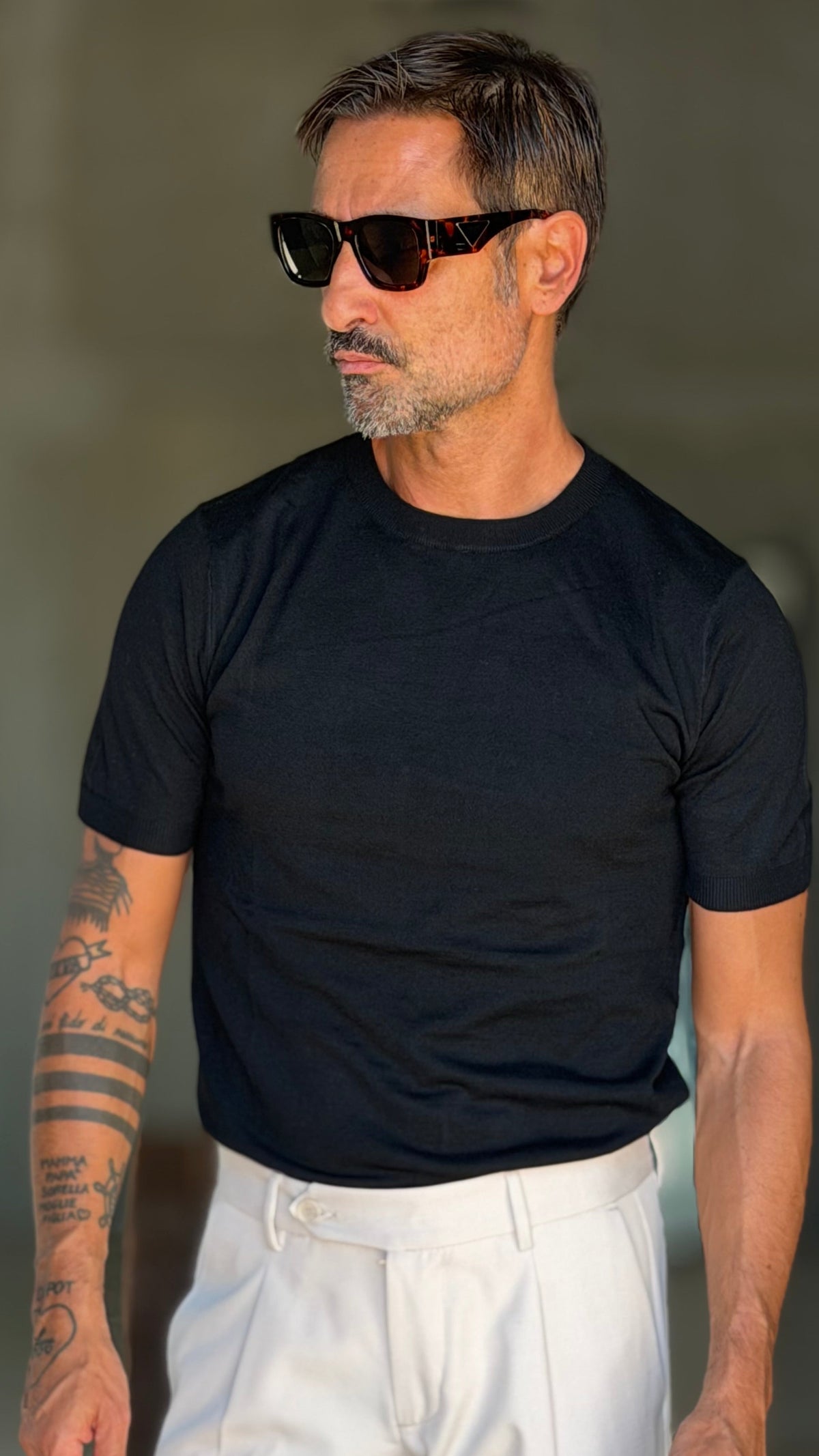 MAGLIA  NERA  TELAMIRA EFFETTO LANA MEZZA MANICA
