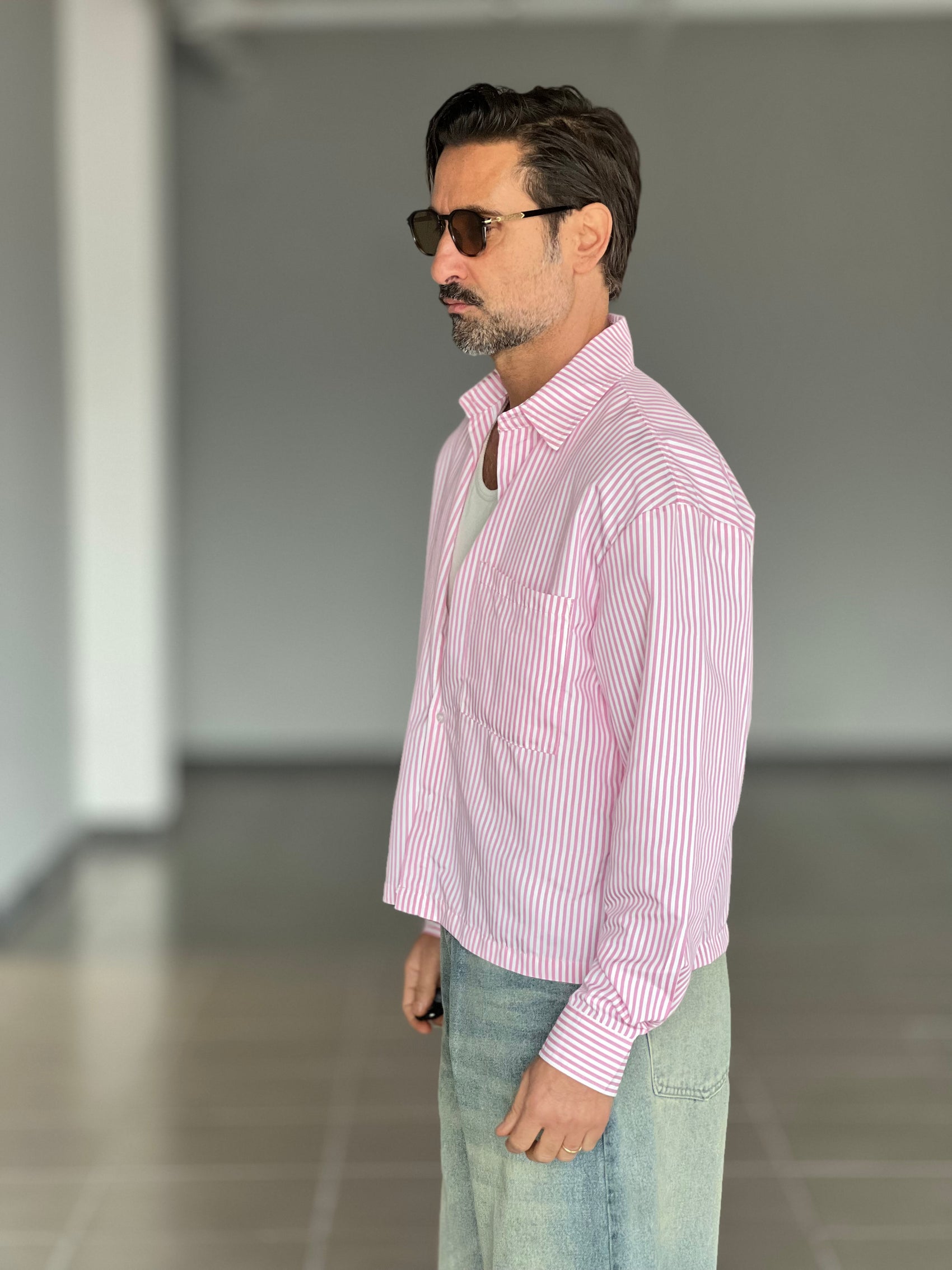 CAMICIA  BACCHETTA BIANCA E ROSA CROP ELASTICIZZATA