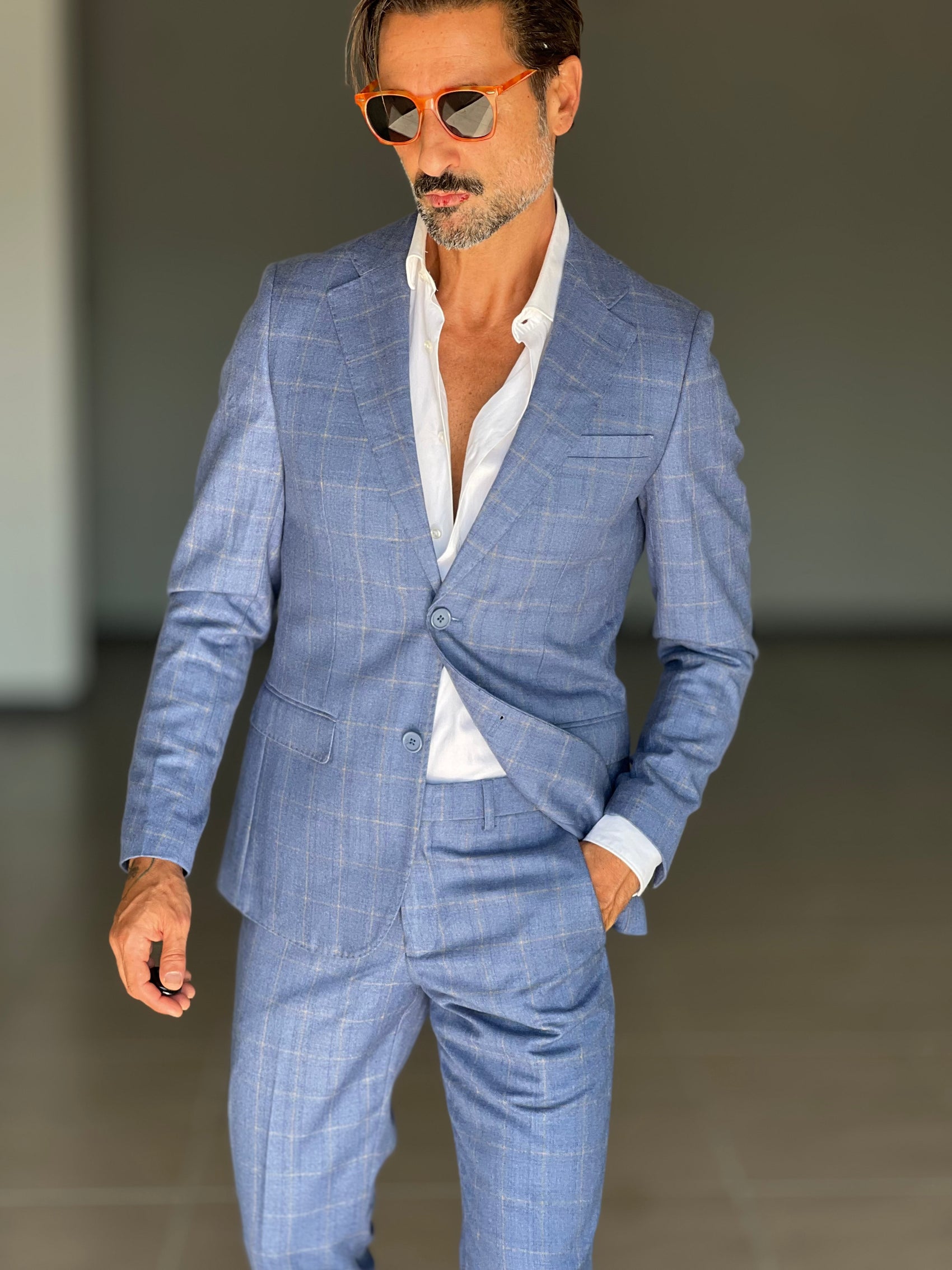 ABITO GALLES CELESTE MONOPETTO