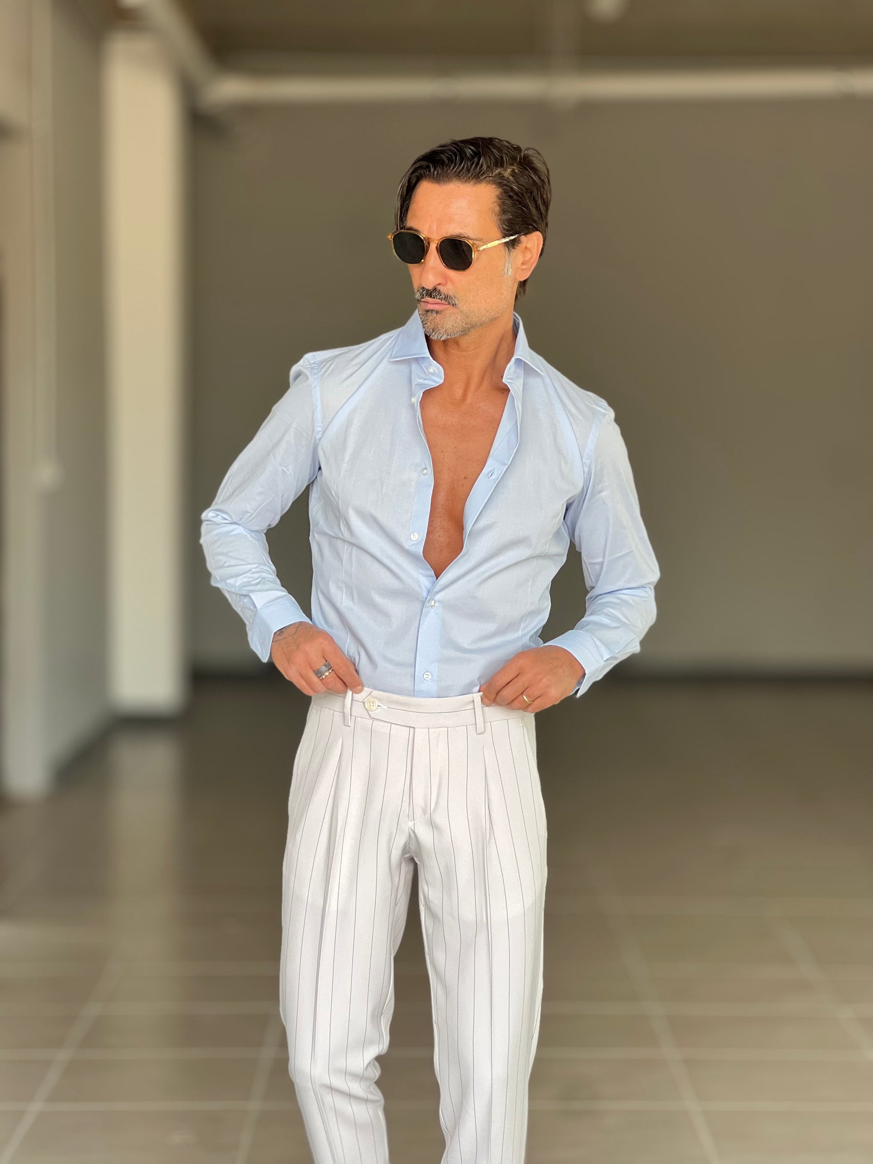 WHITE VISCOSE TROUSERS WITH REGULAR BOTTOM