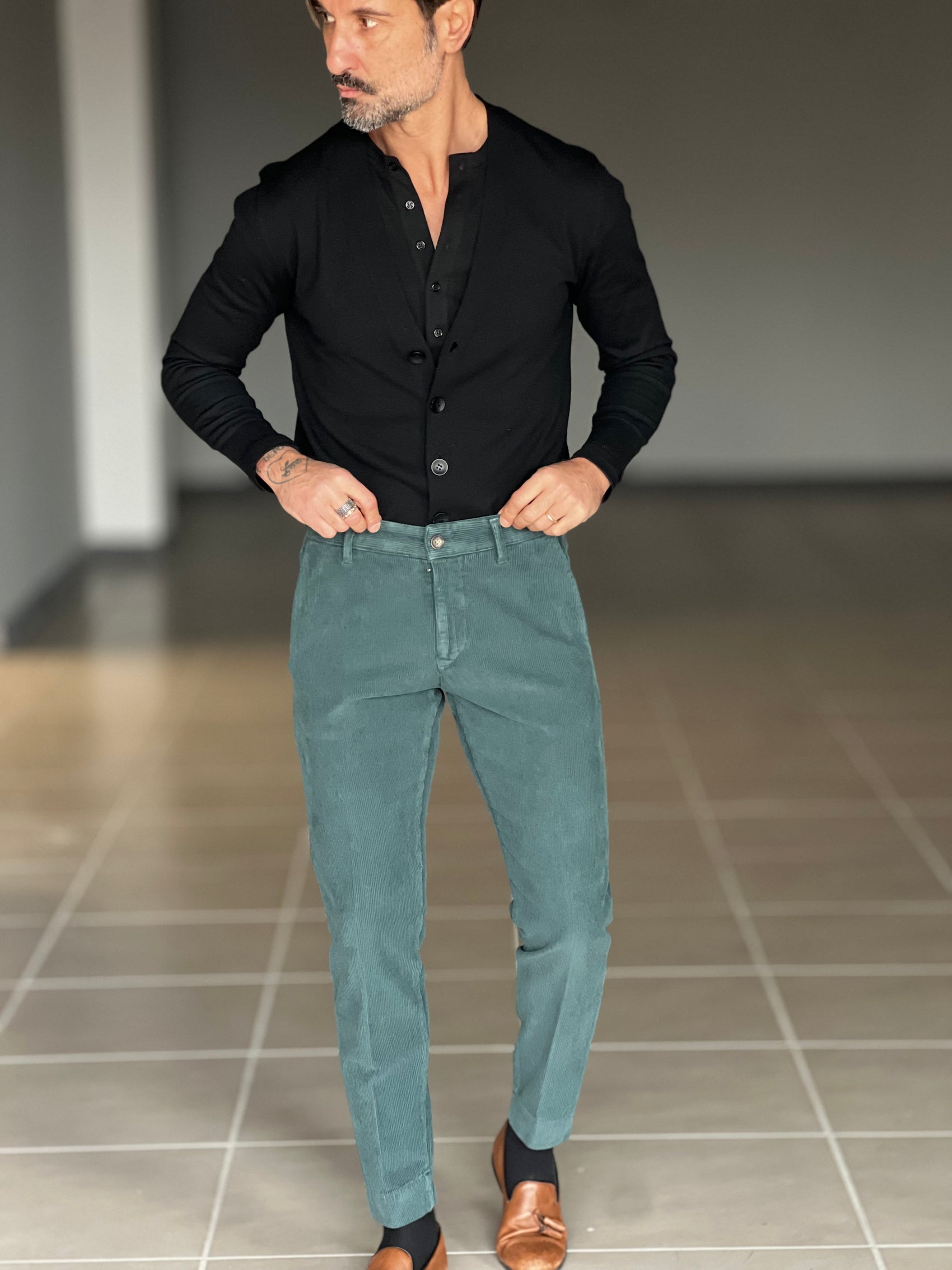 PANTALONE VELLUTO VERDE FOGLIA GAMBA DRITTA